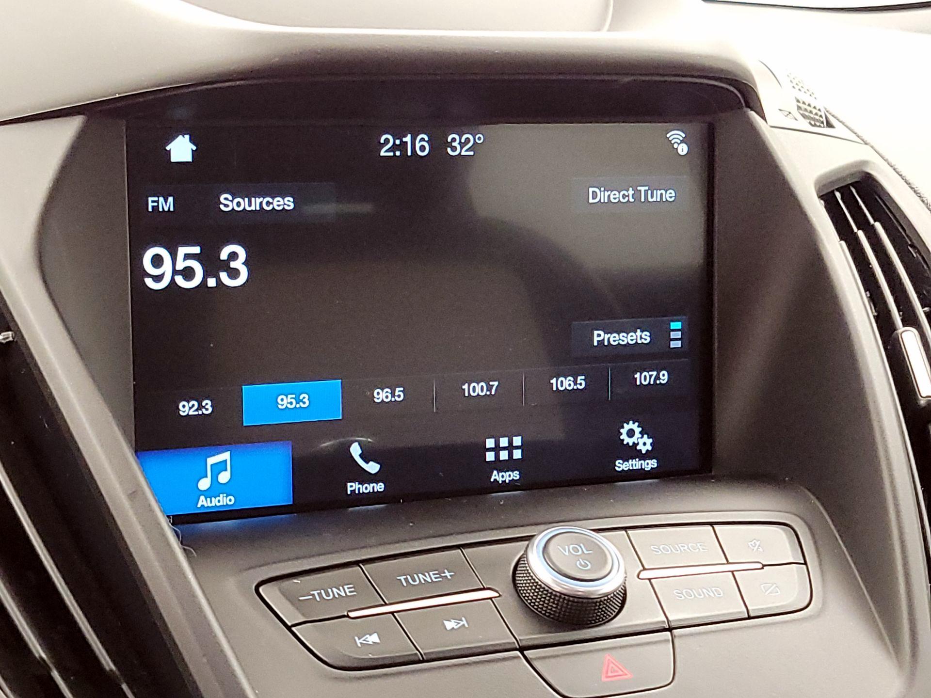 Thumbnail: 2019 Ford Escape - 15