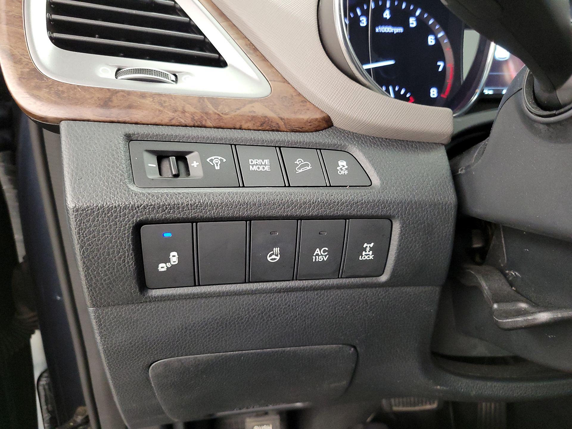 Thumbnail: 2017 Hyundai Santa Fe - 13