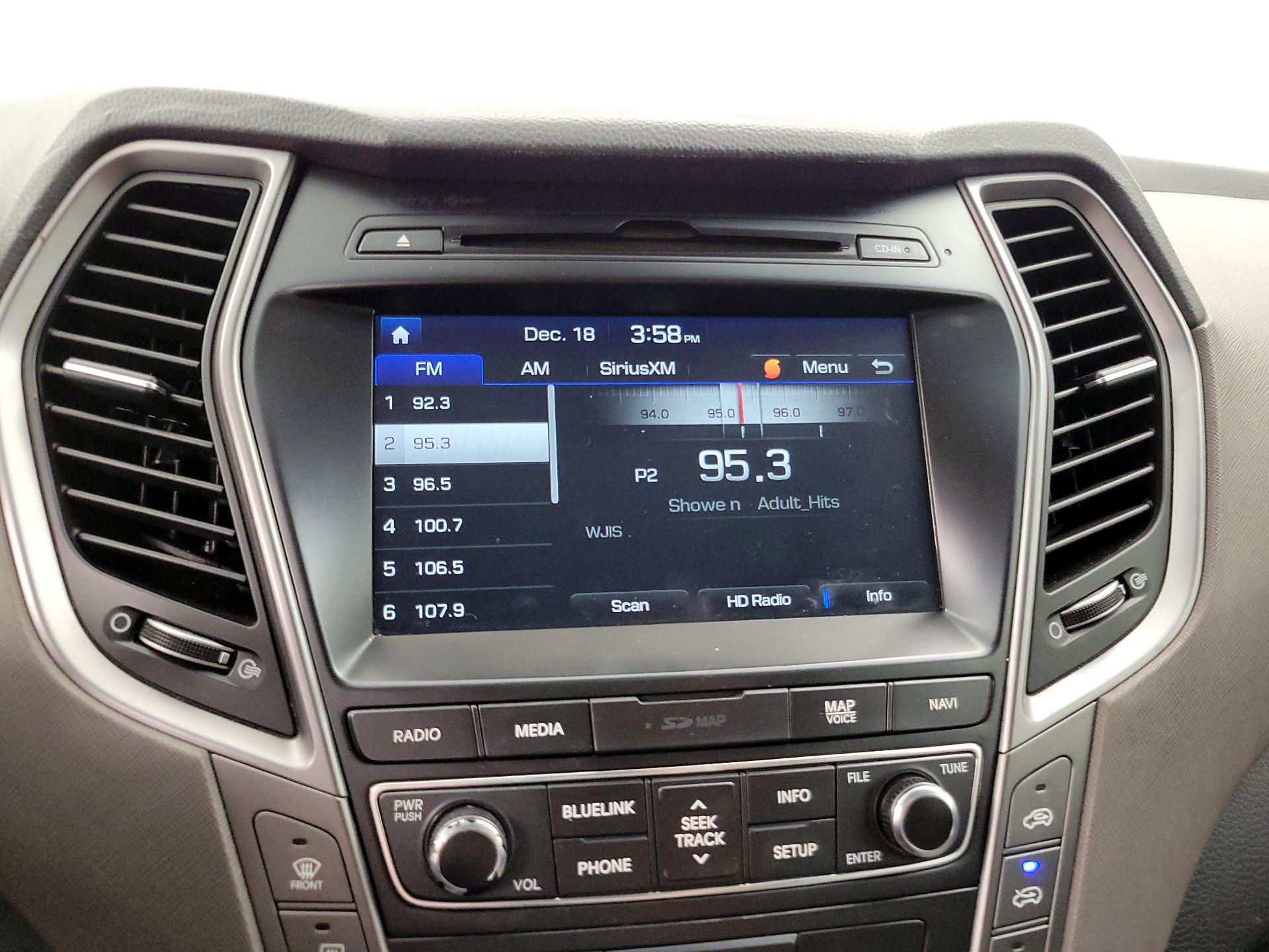 Thumbnail: 2017 Hyundai Santa Fe - 16