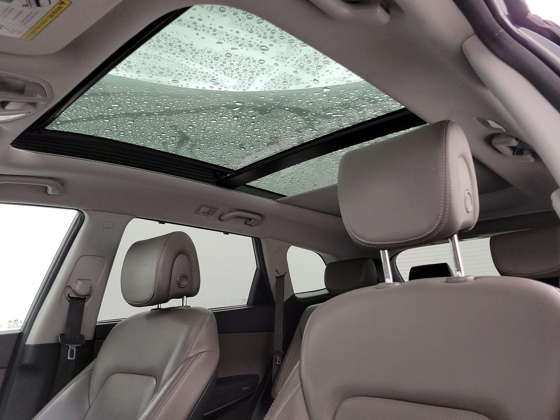 Thumbnail: 2017 Hyundai Santa Fe - 20