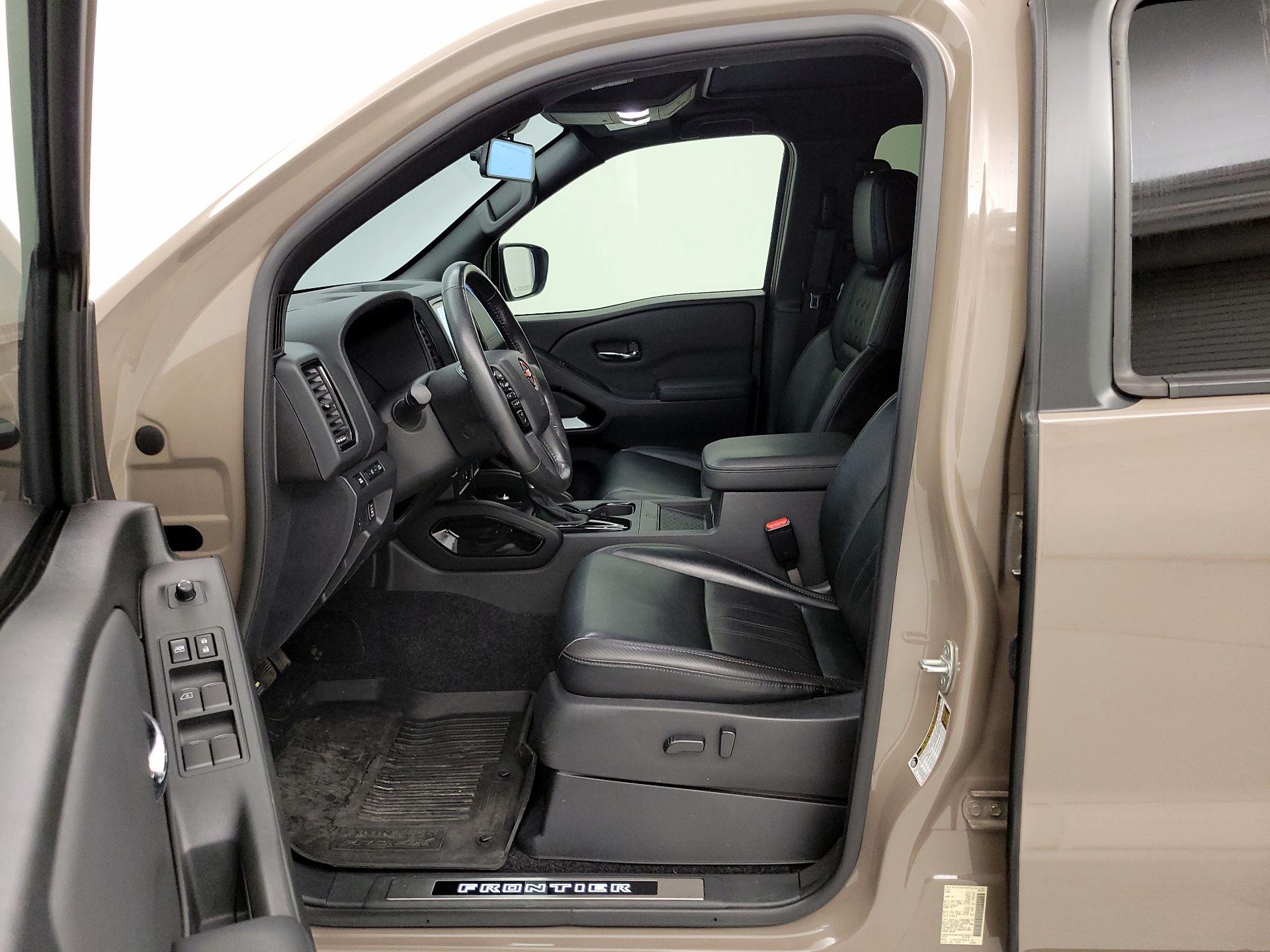 Thumbnail: 2022 Nissan Frontier - 11