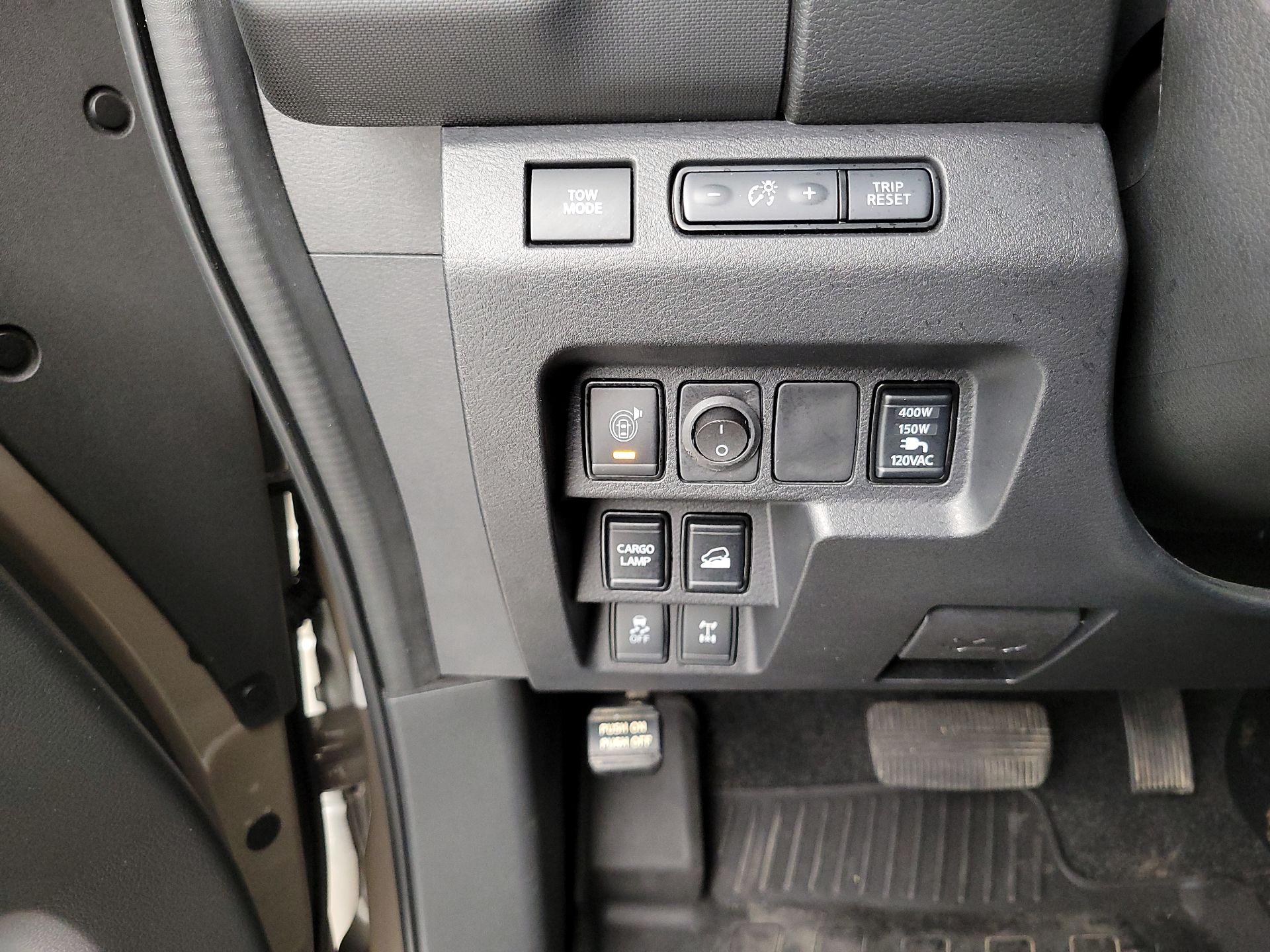 Thumbnail: 2022 Nissan Frontier - 13