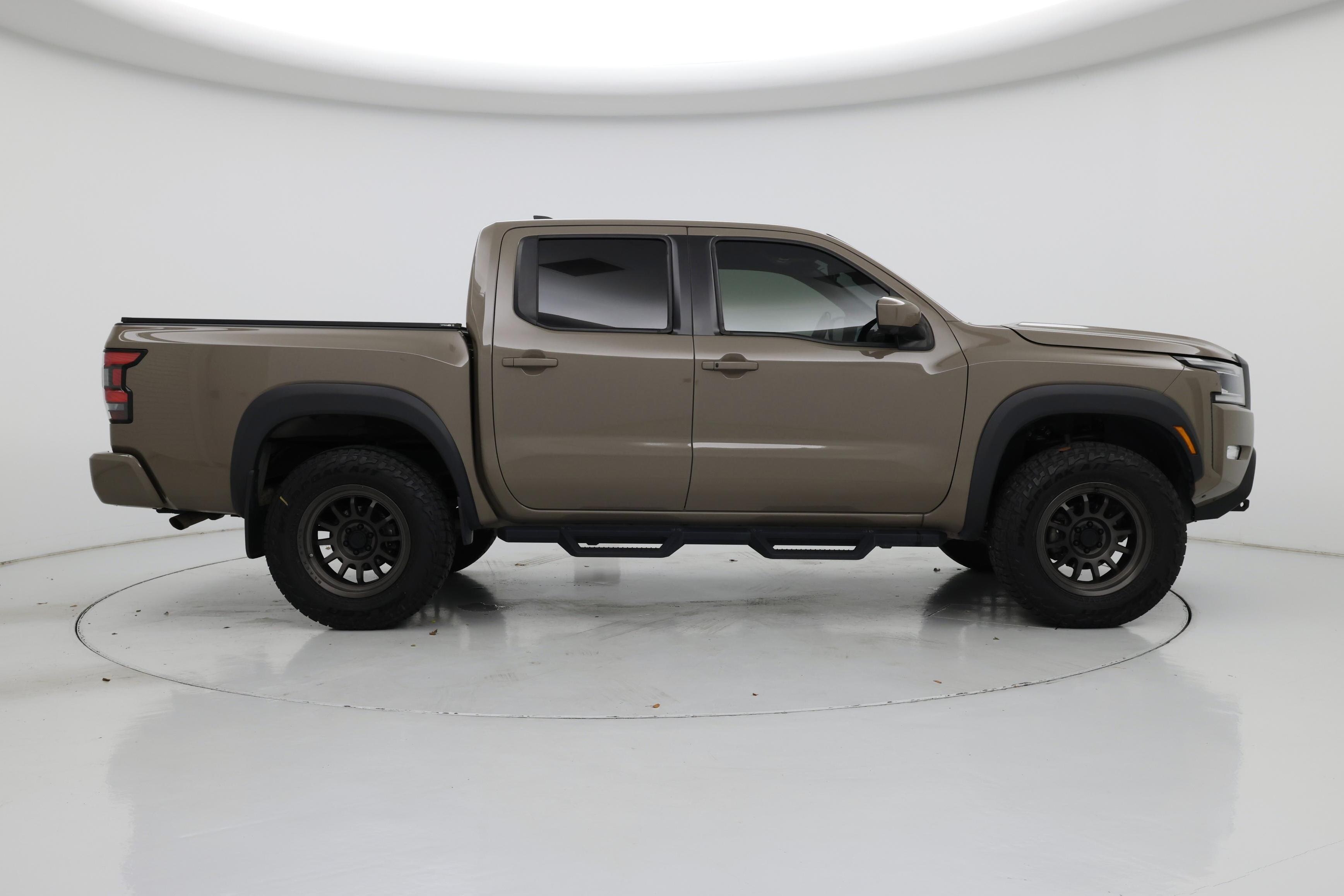 Thumbnail: 2022 Nissan Frontier - 7