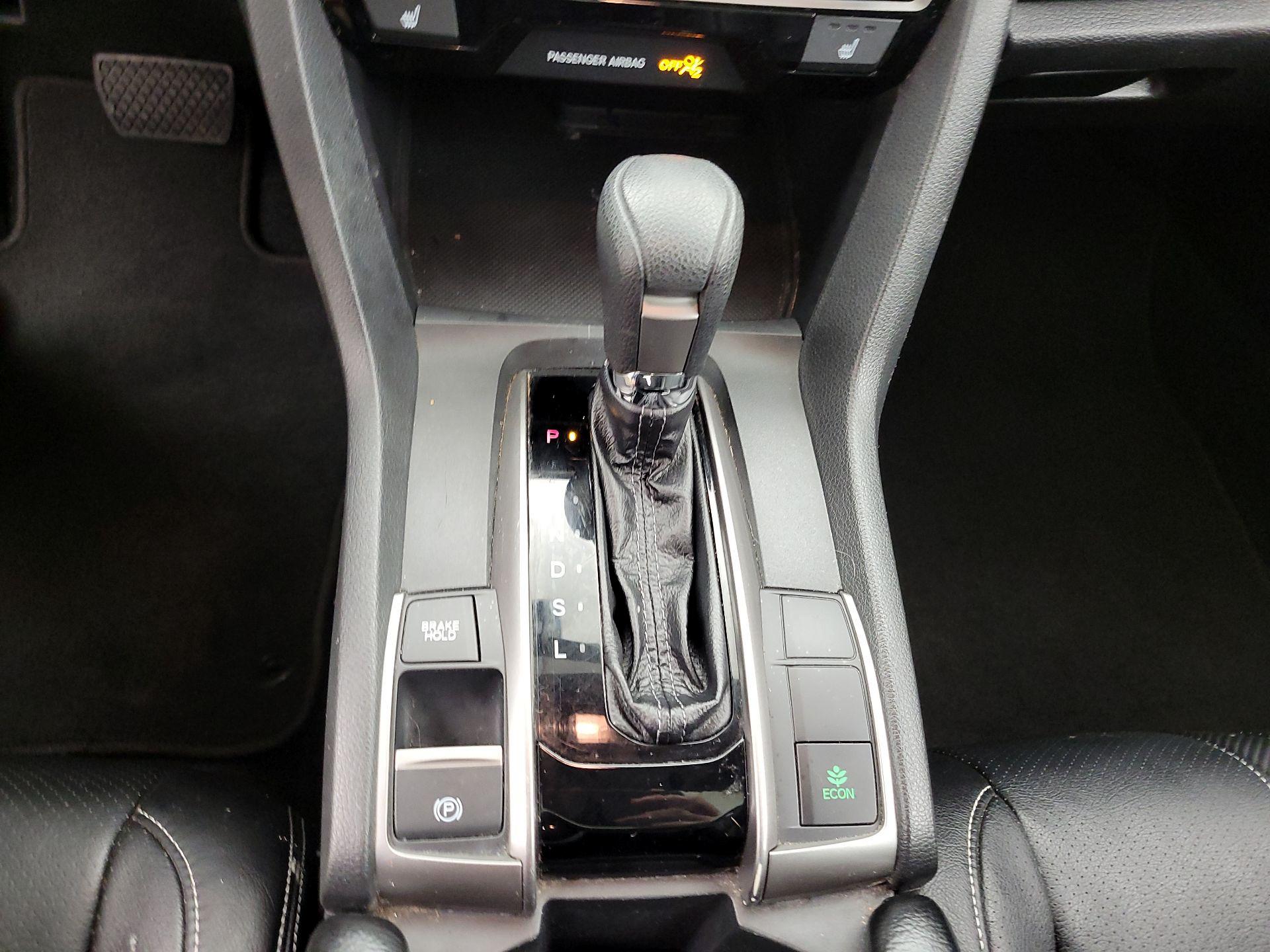 Thumbnail: 2018 Honda Civic - 17