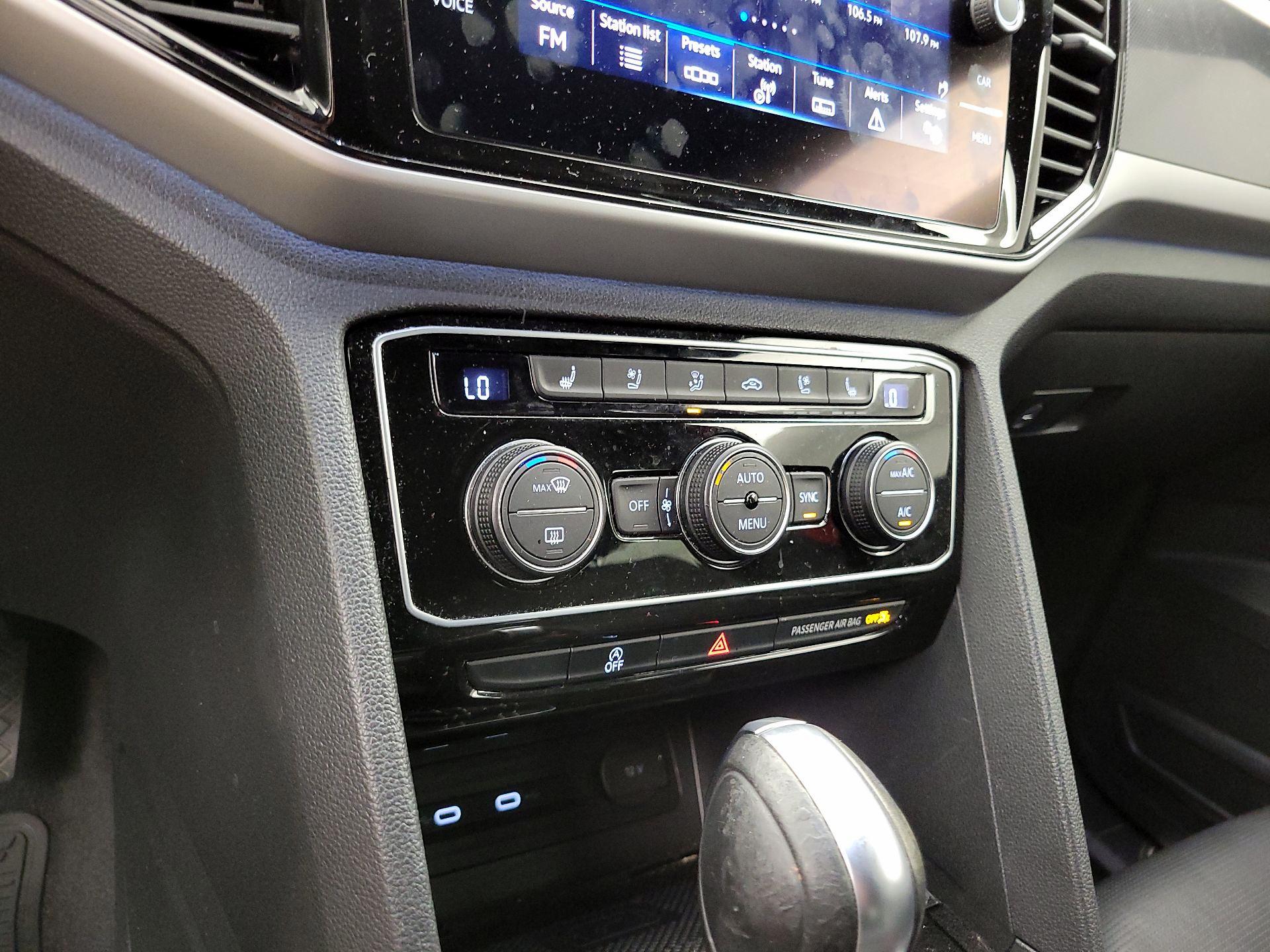 Thumbnail: 2021 Volkswagen Atlas - 17