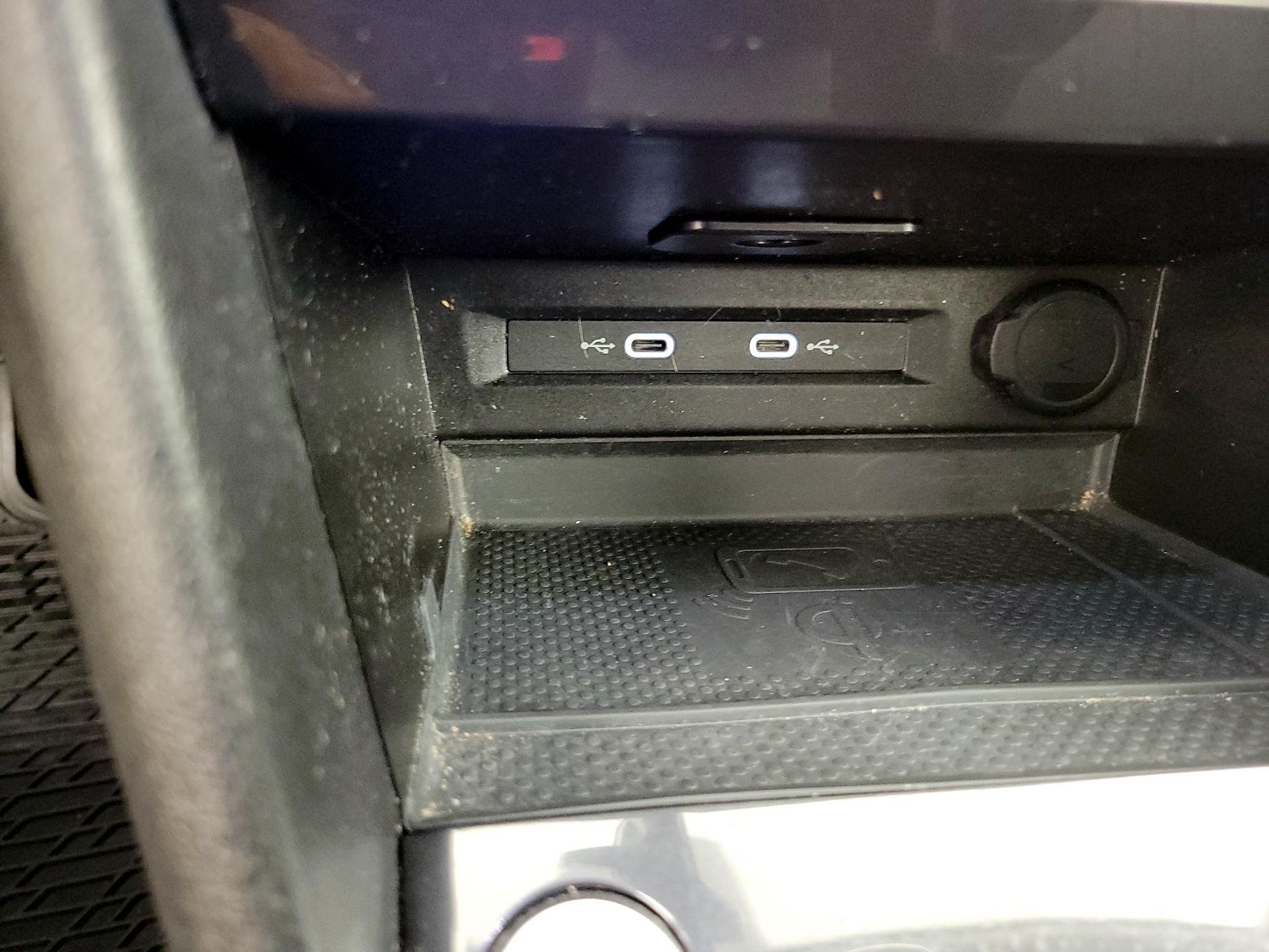 Thumbnail: 2024 Volkswagen Tiguan - 18