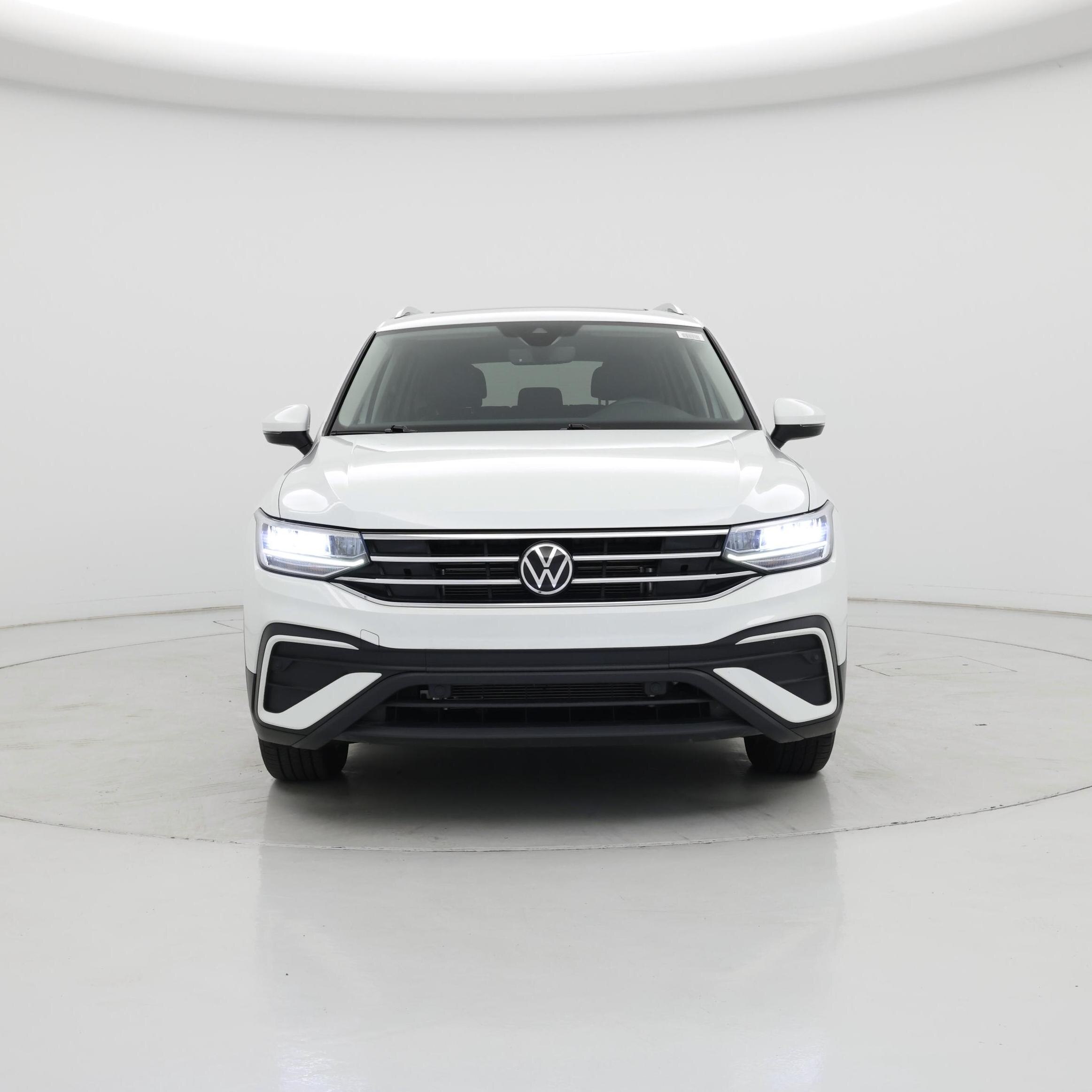 Thumbnail: 2024 Volkswagen Tiguan - 5