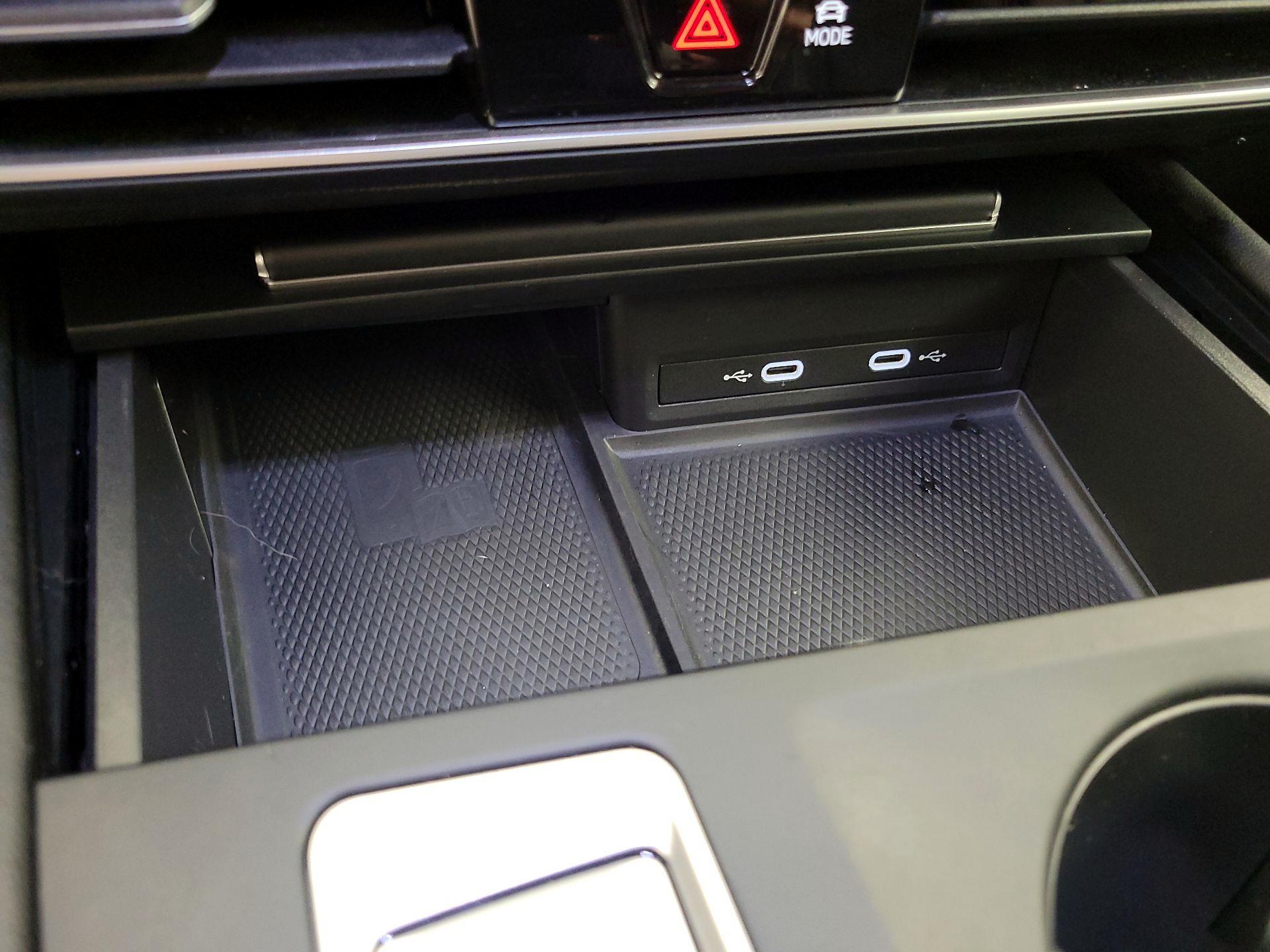 Thumbnail: 2024 Volkswagen Atlas - 18