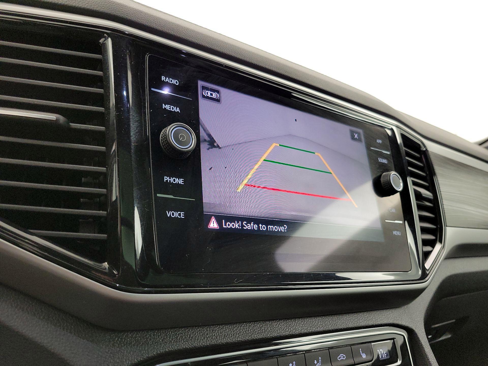 Thumbnail: 2023 Volkswagen Atlas - 14