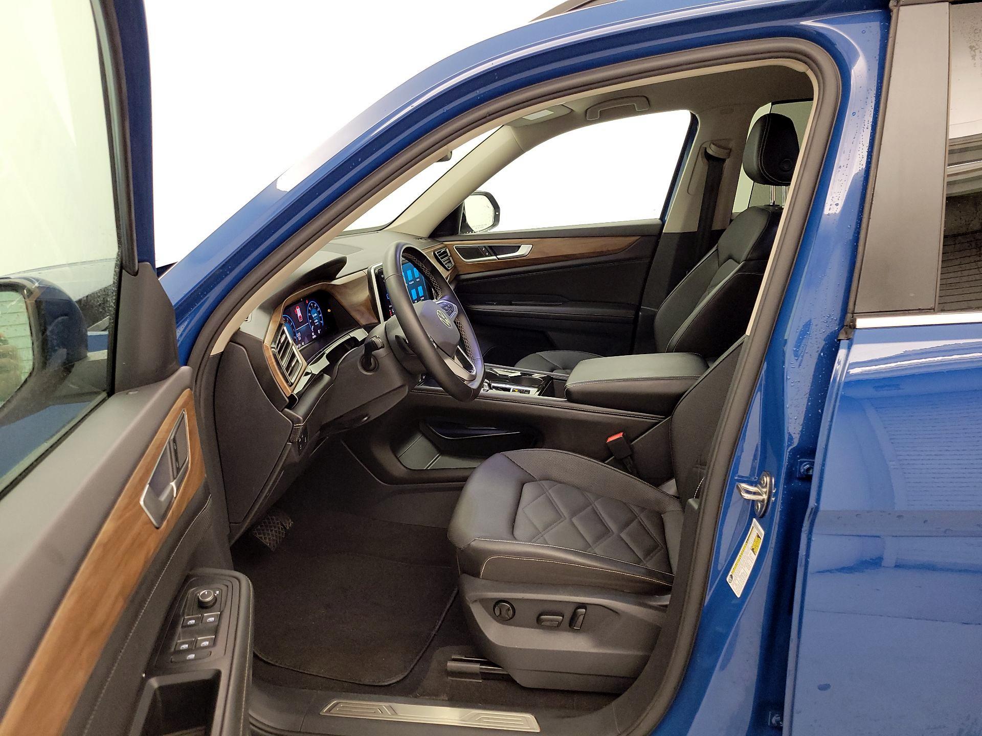 Thumbnail: 2025 Volkswagen Atlas - 11