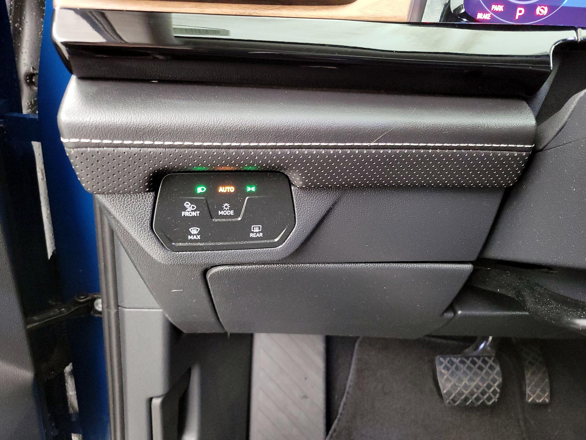 Thumbnail: 2025 Volkswagen Atlas - 13