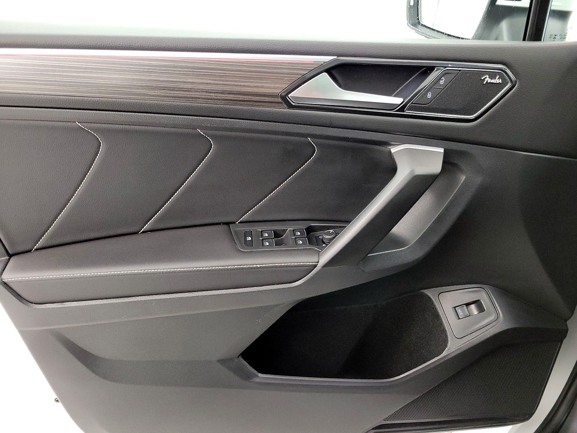 Thumbnail: 2024 Volkswagen Tiguan - 12