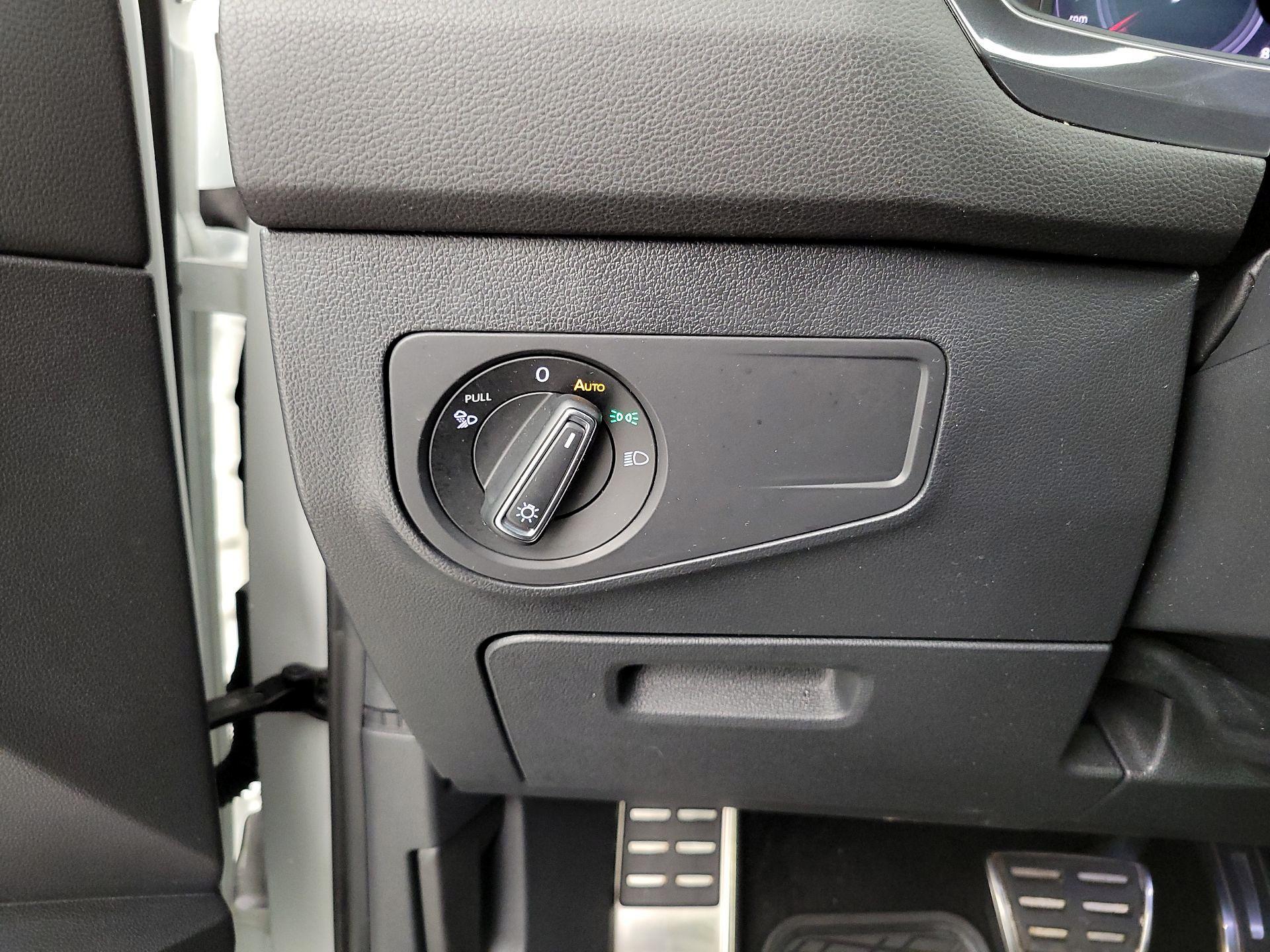 Thumbnail: 2024 Volkswagen Tiguan - 13