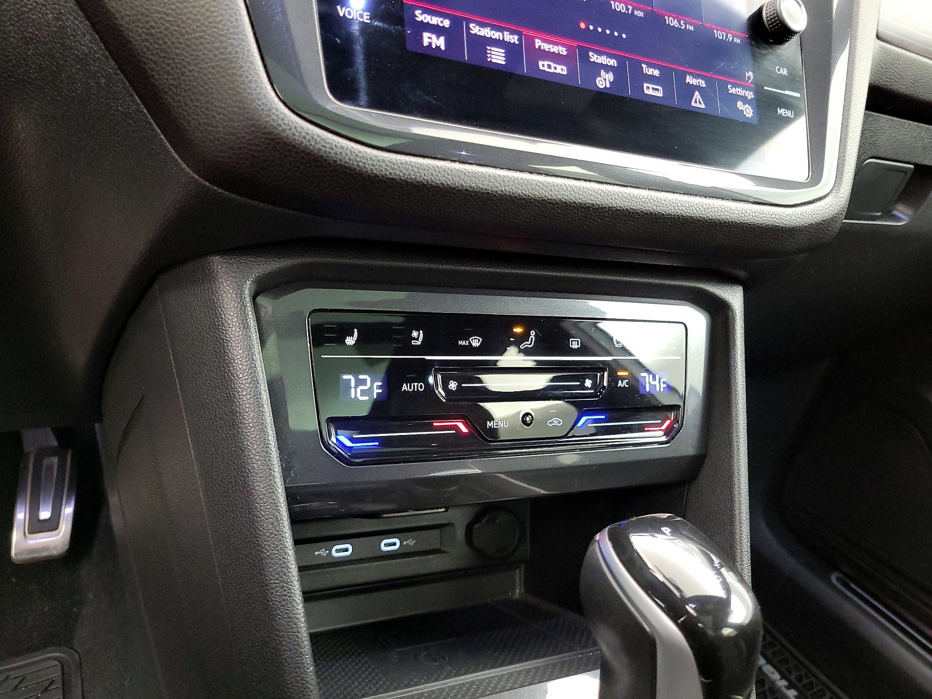 Thumbnail: 2024 Volkswagen Tiguan - 17