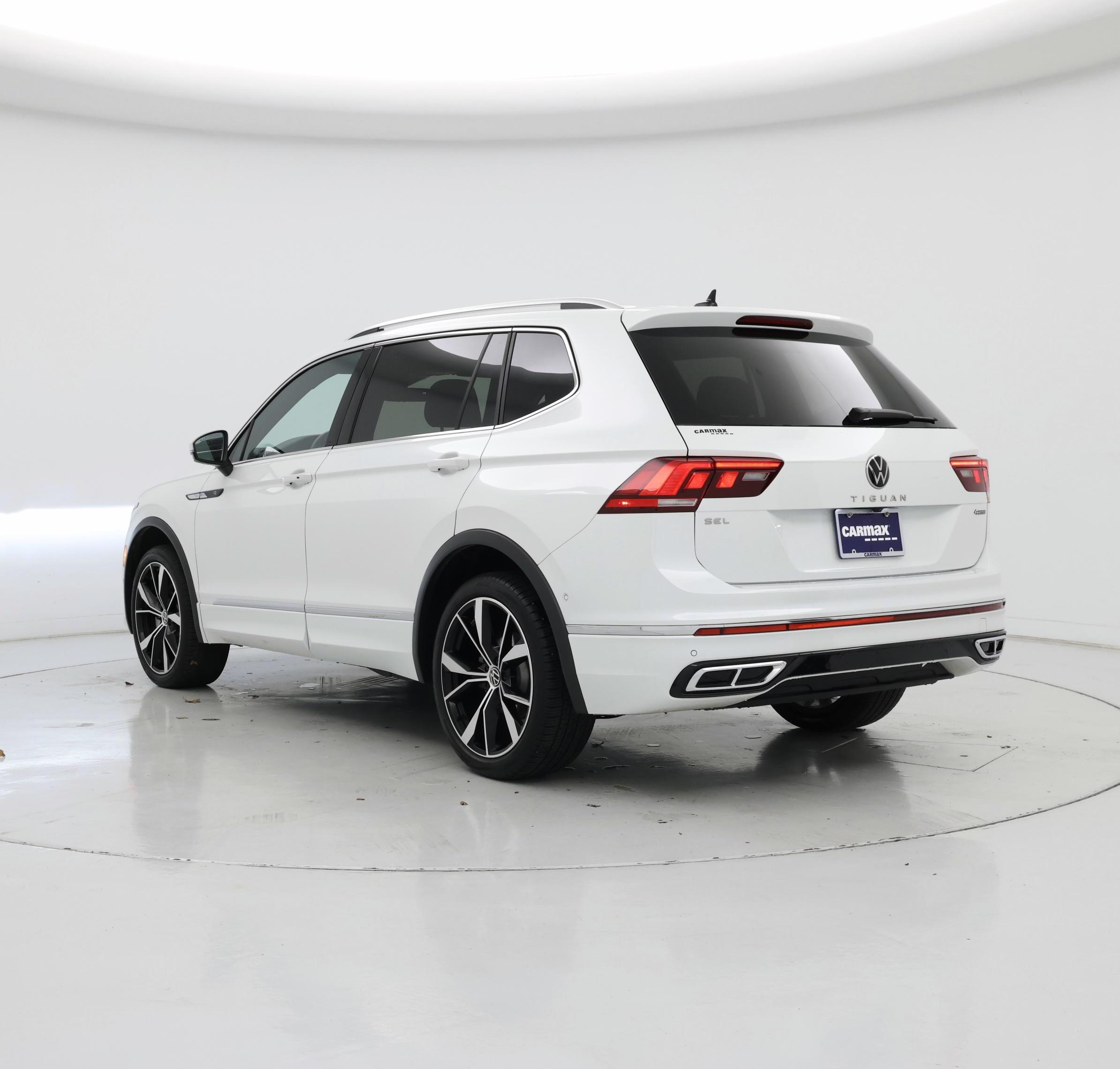 Thumbnail: 2024 Volkswagen Tiguan - 2
