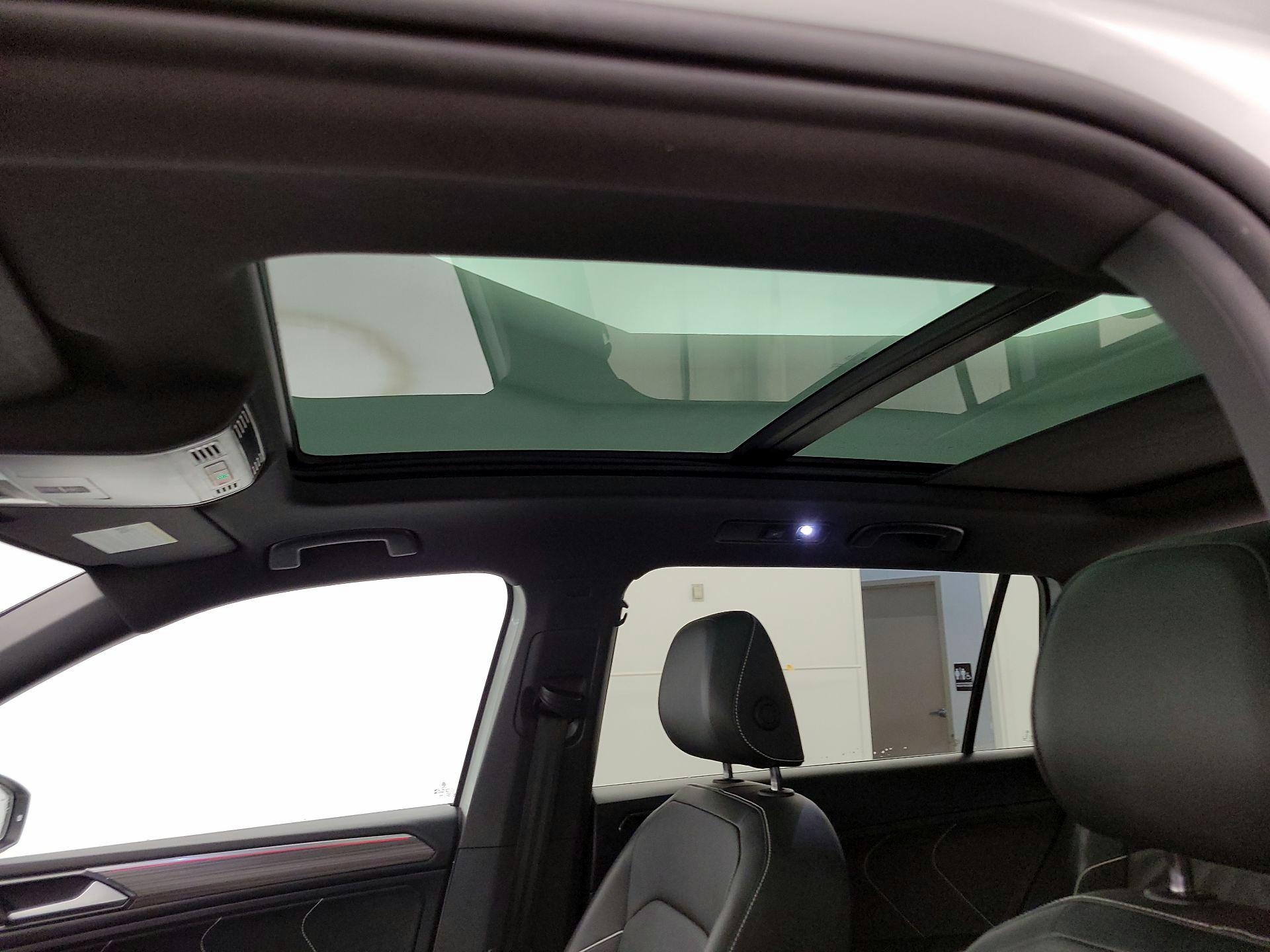 Thumbnail: 2024 Volkswagen Tiguan - 20