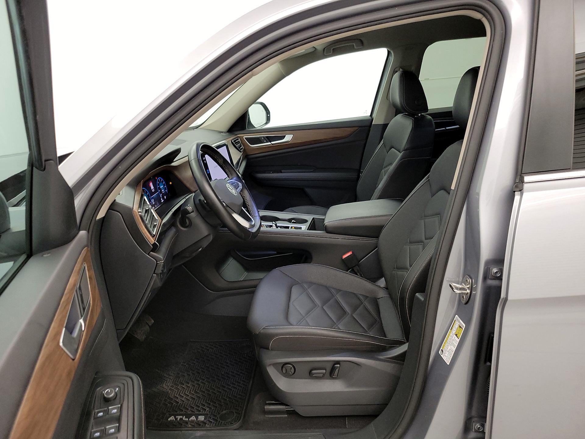 Thumbnail: 2025 Volkswagen Atlas - 11