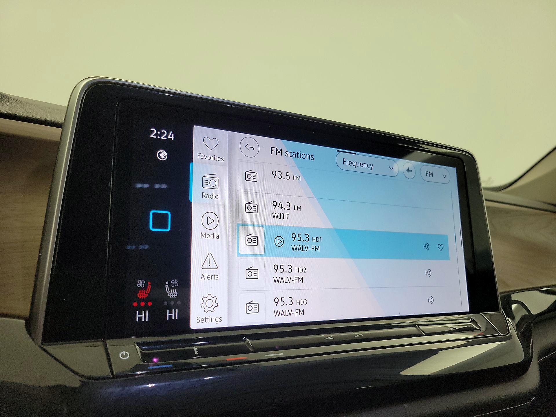 Thumbnail: 2025 Volkswagen Atlas - 15