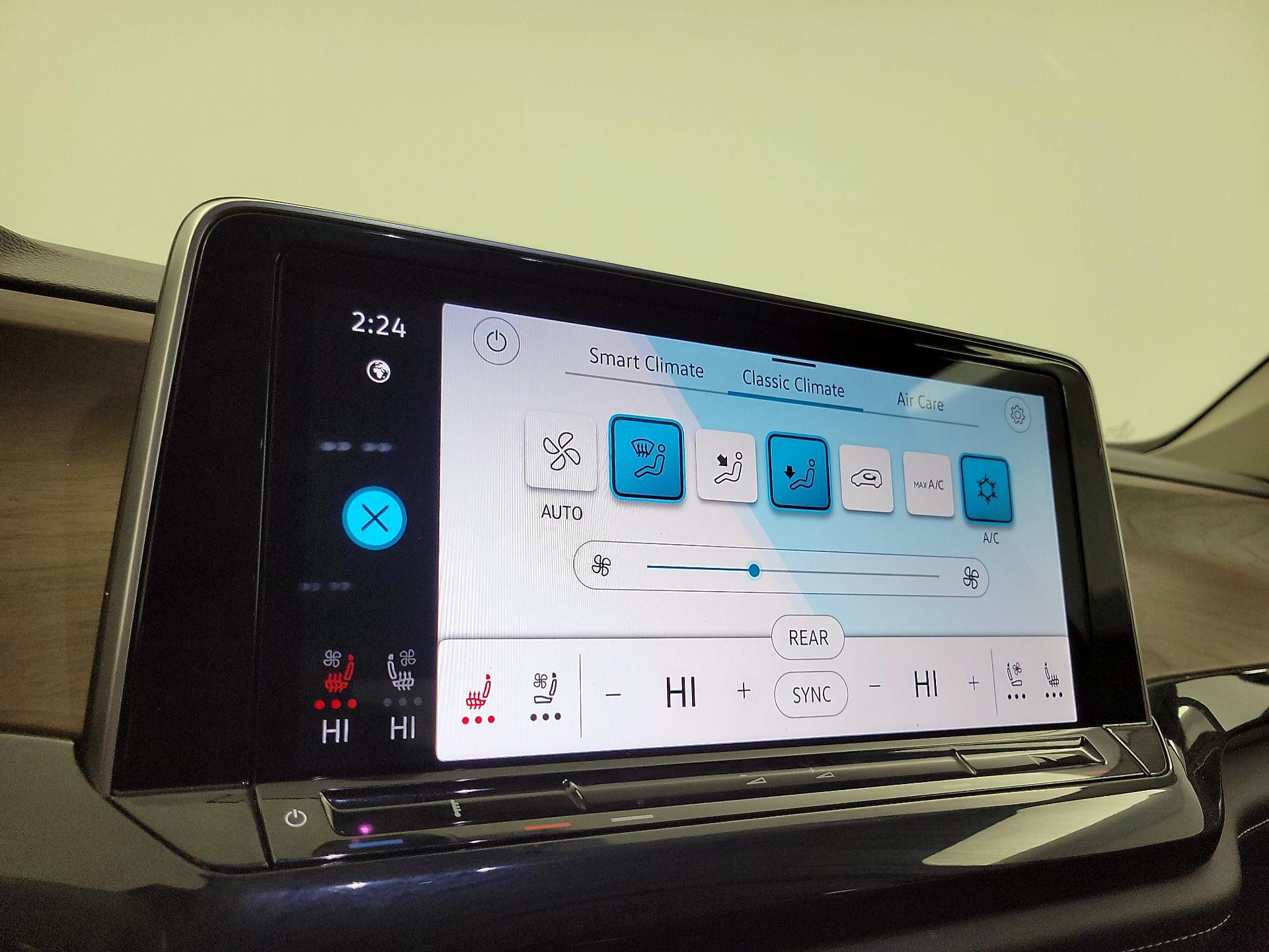 Thumbnail: 2025 Volkswagen Atlas - 16