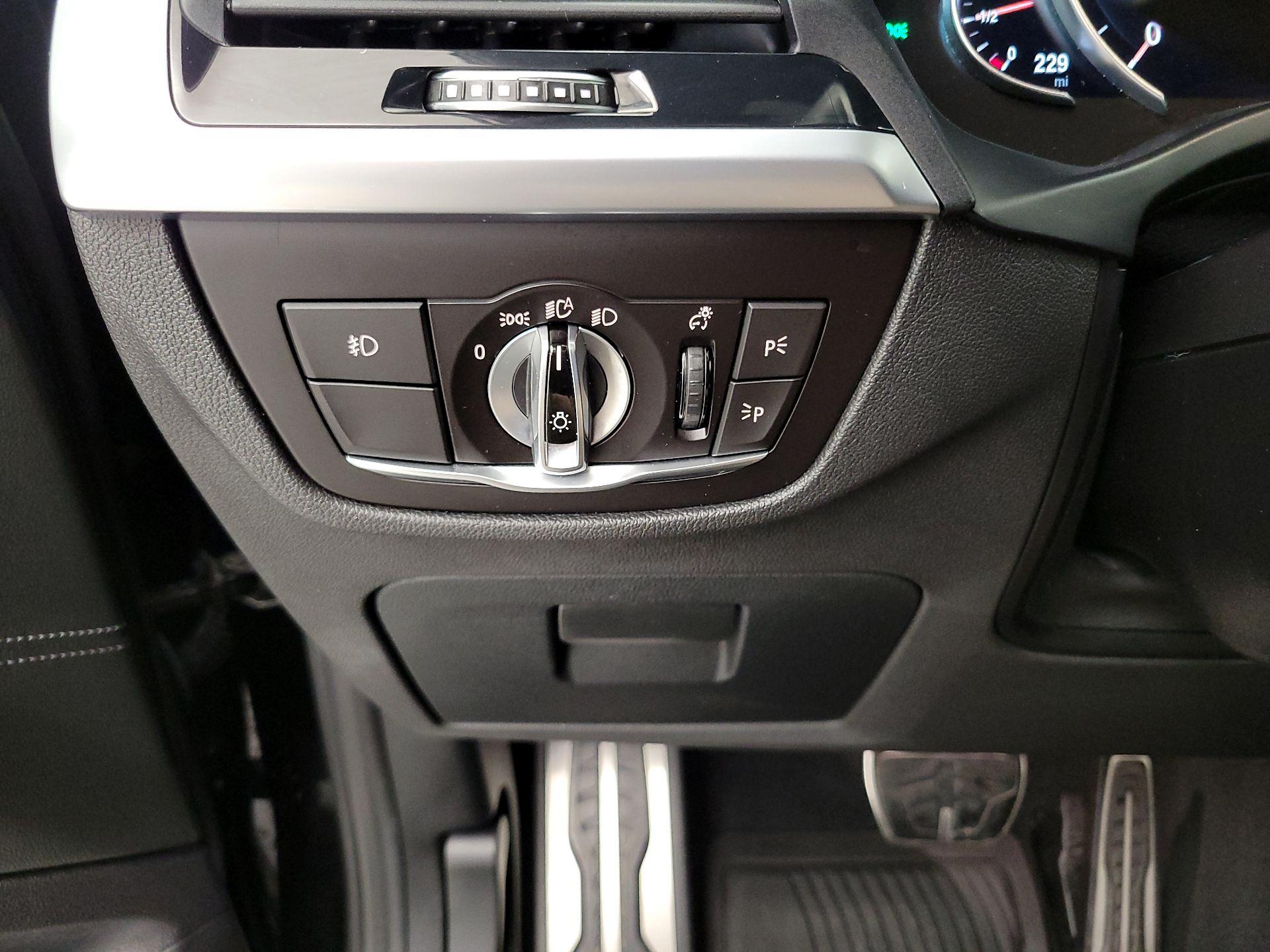 Thumbnail: 2019 BMW X3 - 13