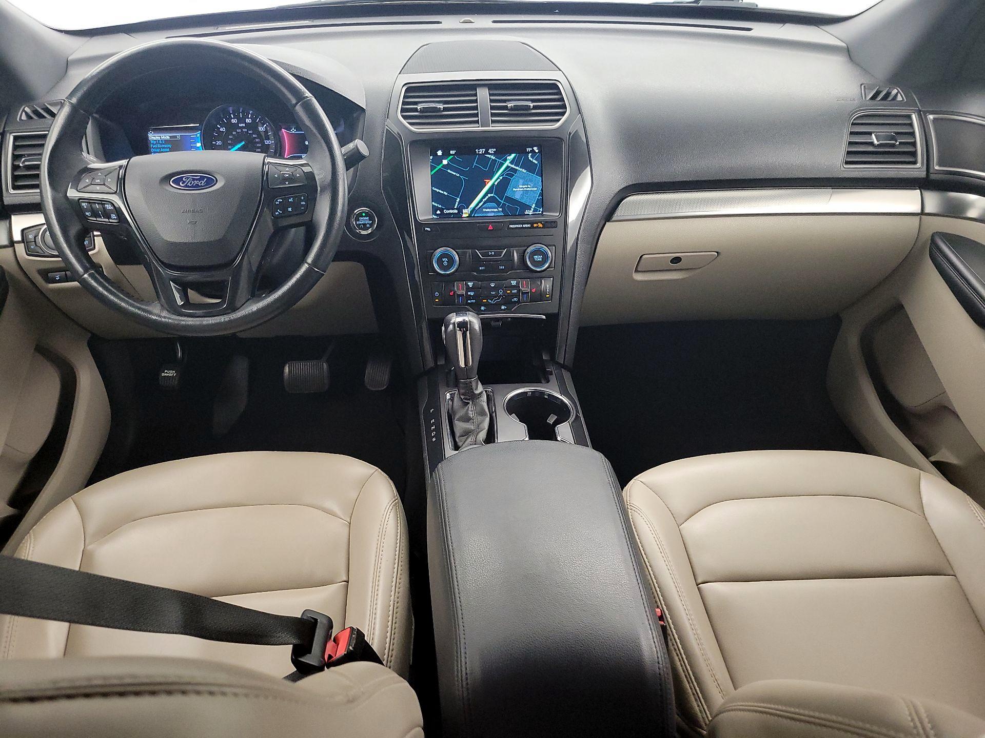 Thumbnail: 2019 Ford Explorer - 9