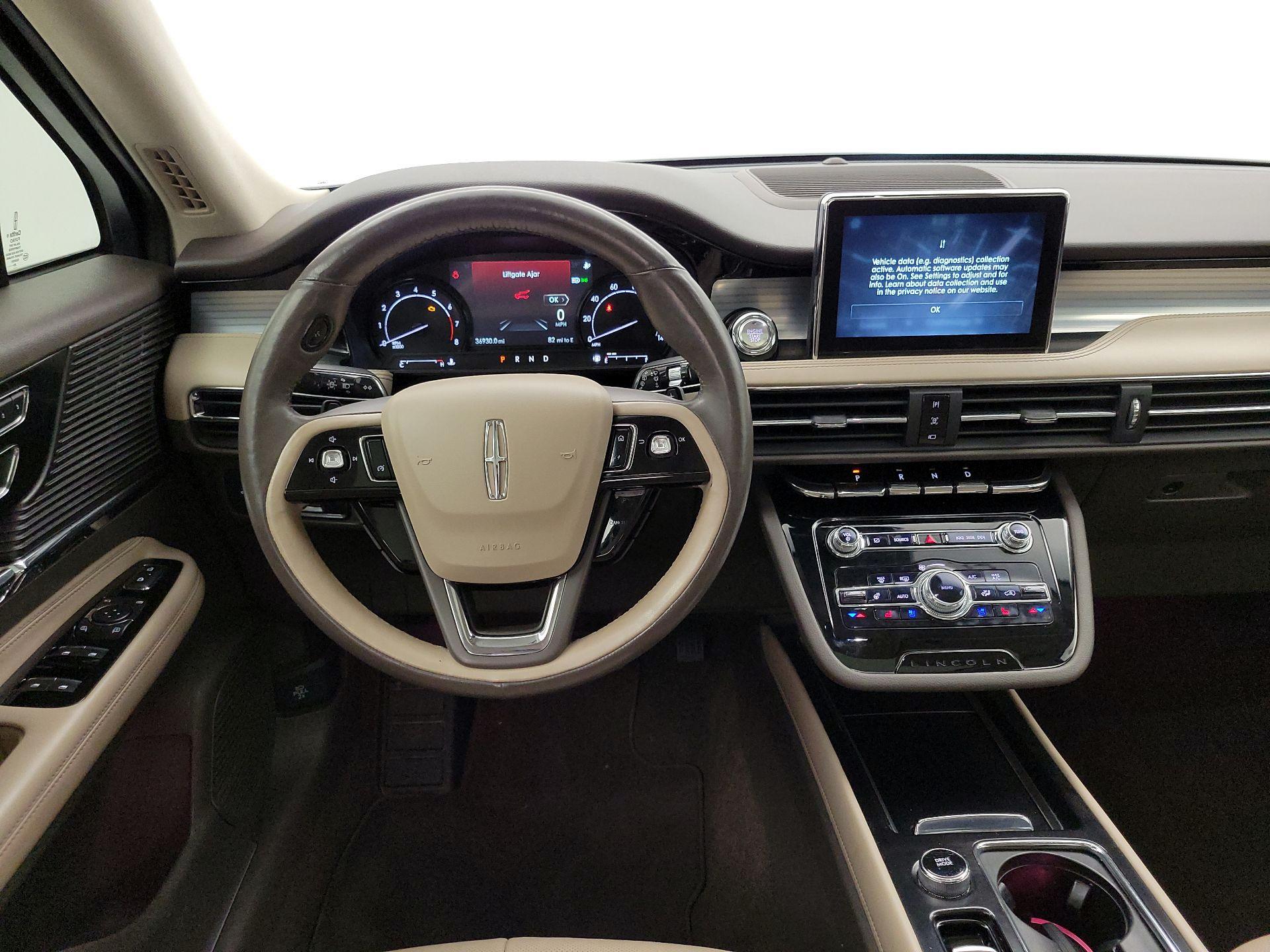 Thumbnail: 2021 Lincoln Corsair - 10