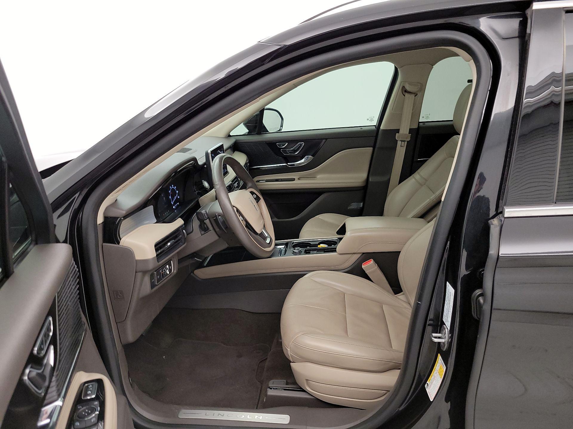 Thumbnail: 2021 Lincoln Corsair - 11