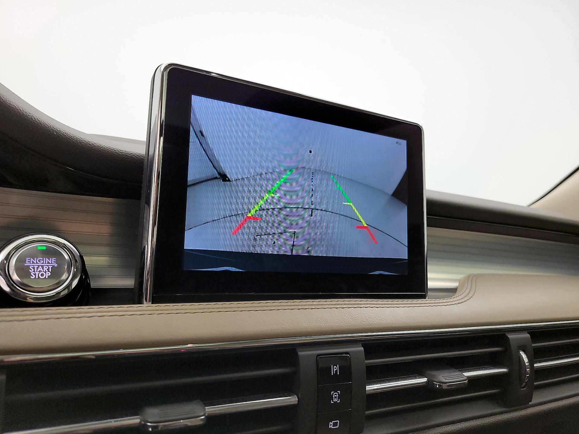 Thumbnail: 2021 Lincoln Corsair - 15