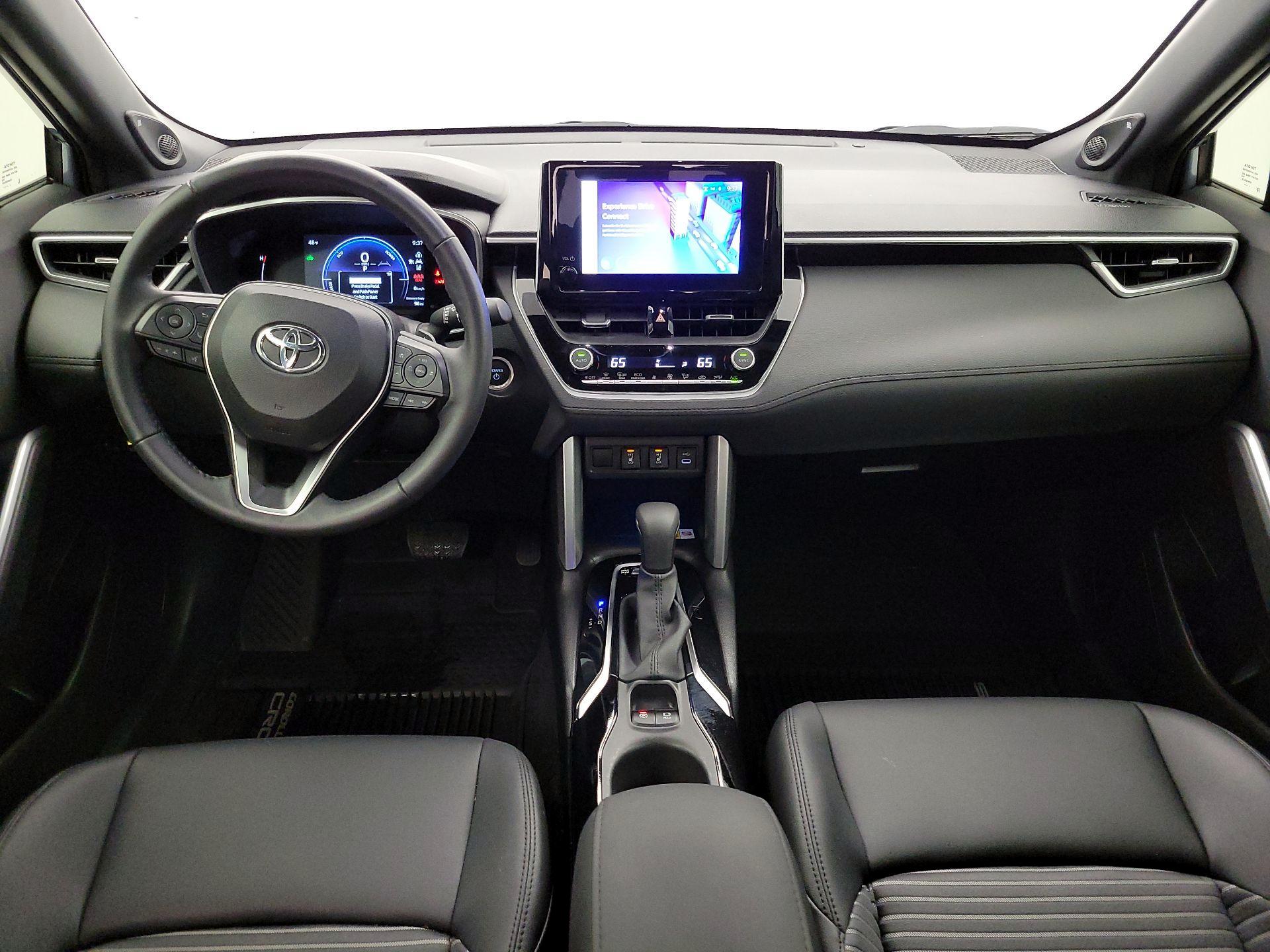 Thumbnail: 2023 Toyota Corolla Cross - 9