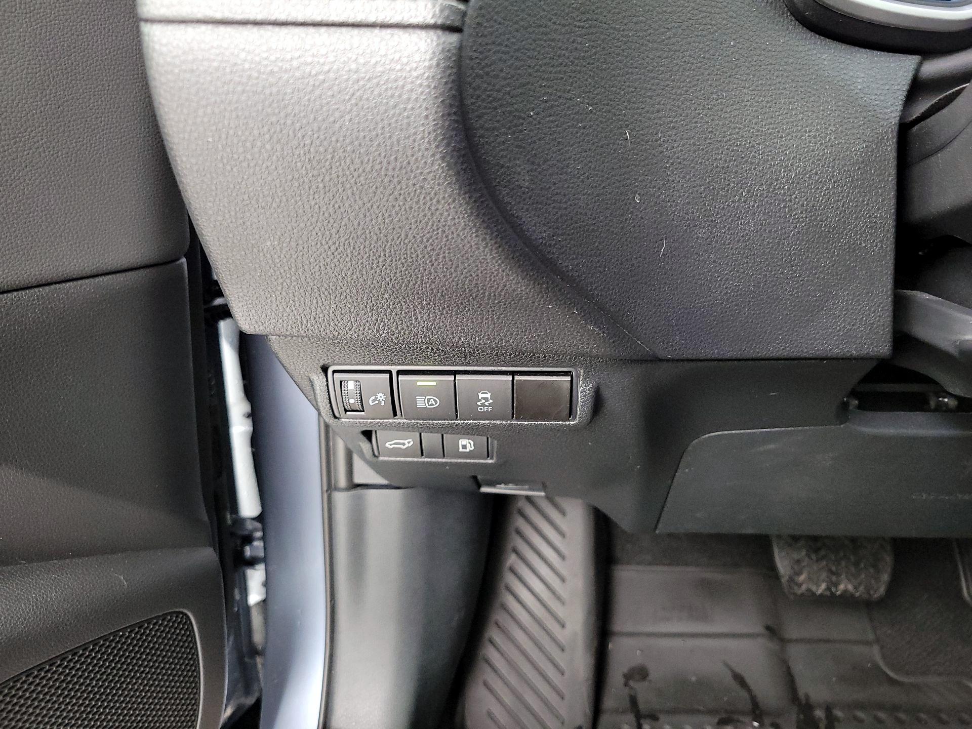 Thumbnail: 2023 Toyota Corolla Cross - 13