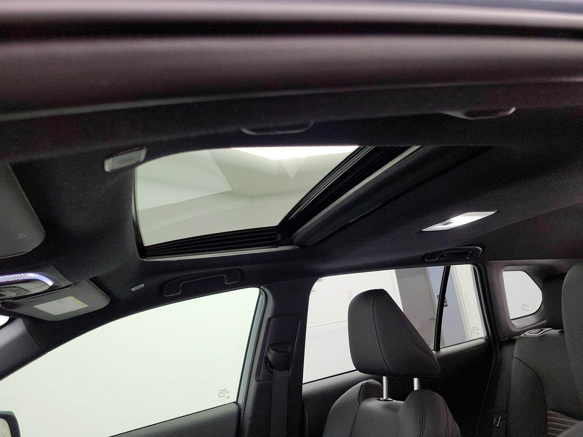 Thumbnail: 2023 Toyota Corolla Cross - 19