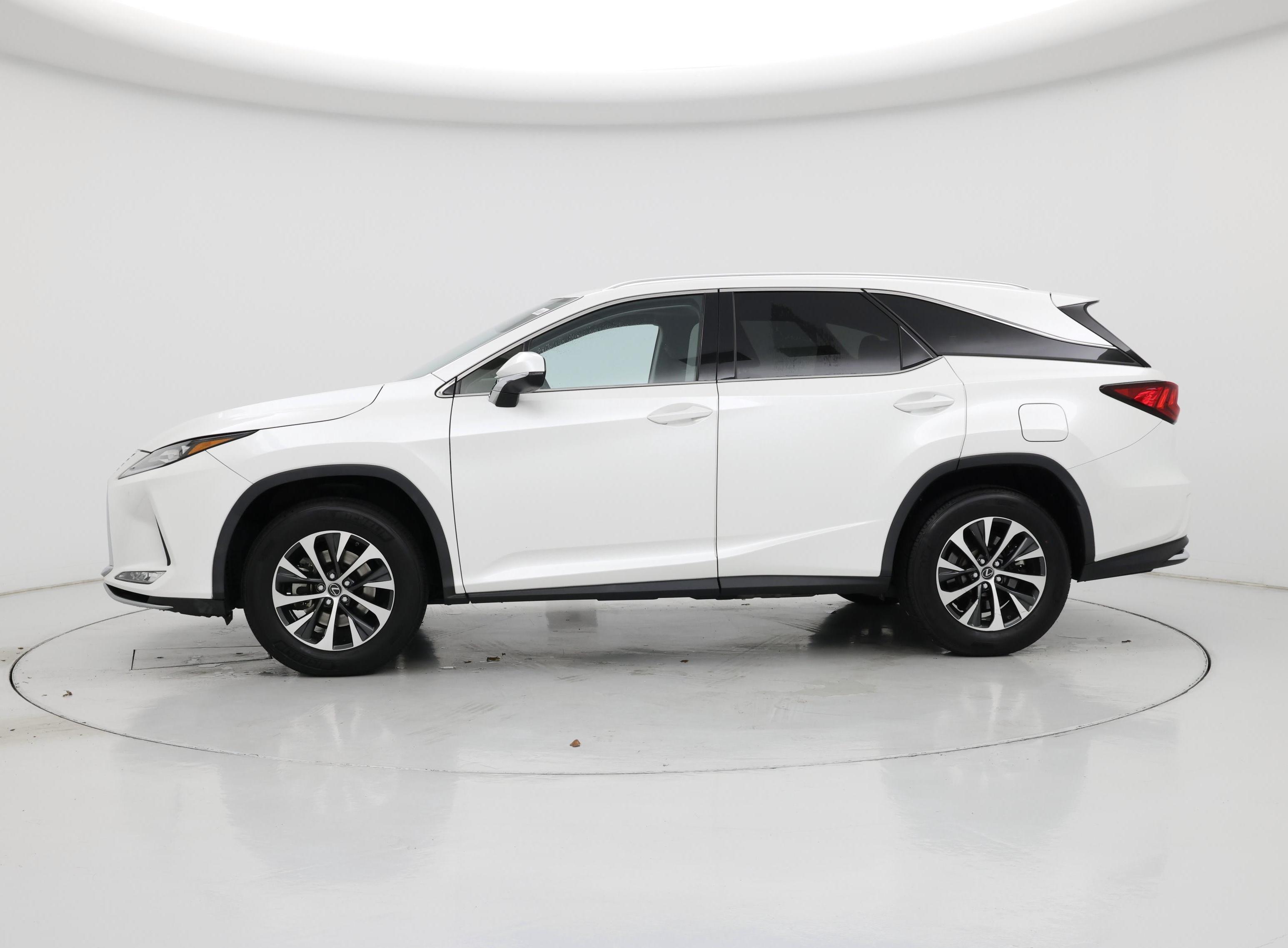 Thumbnail: 2022 Lexus RX - 3