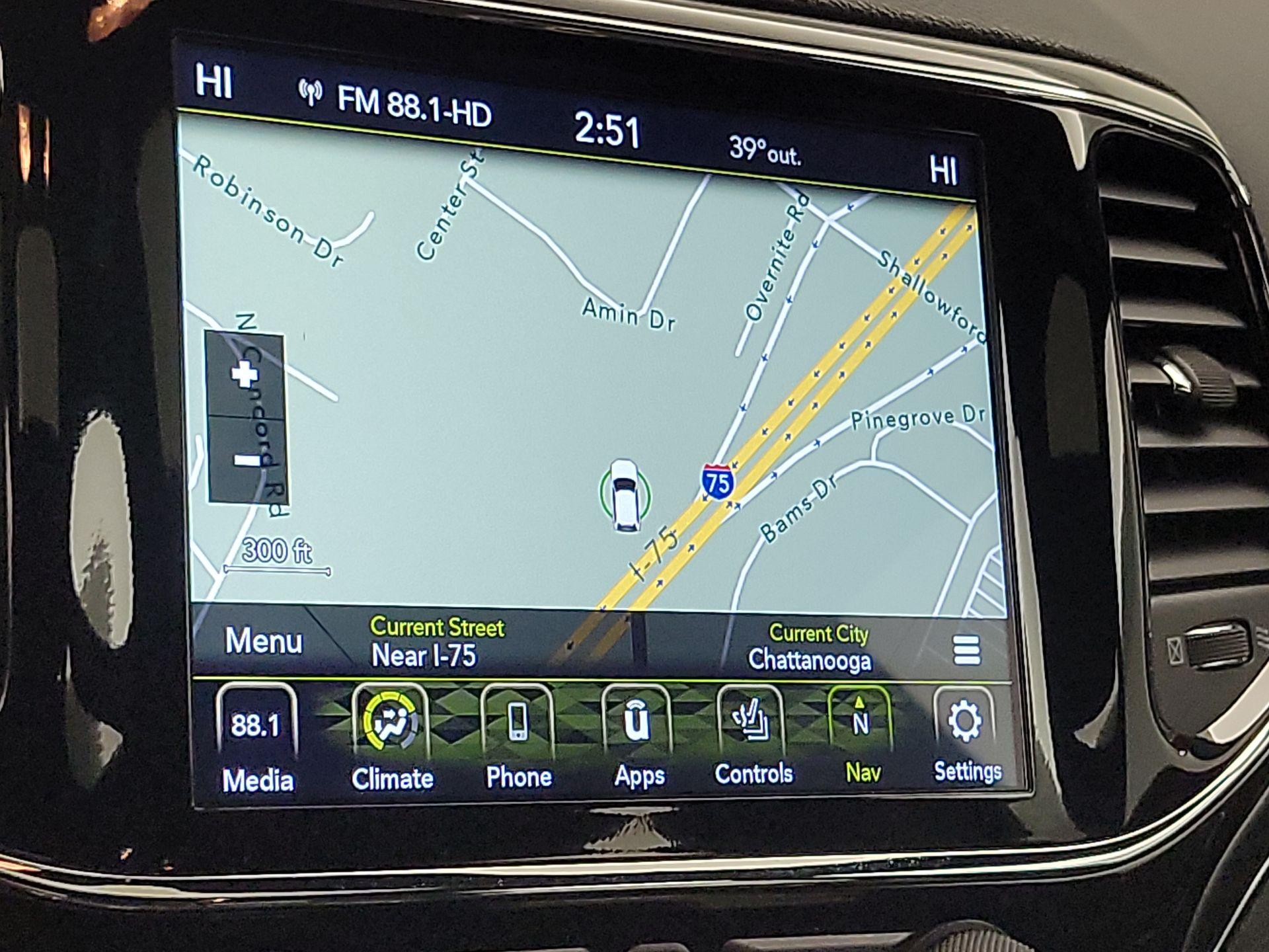 Thumbnail: 2021 Jeep Grand Cherokee - 14