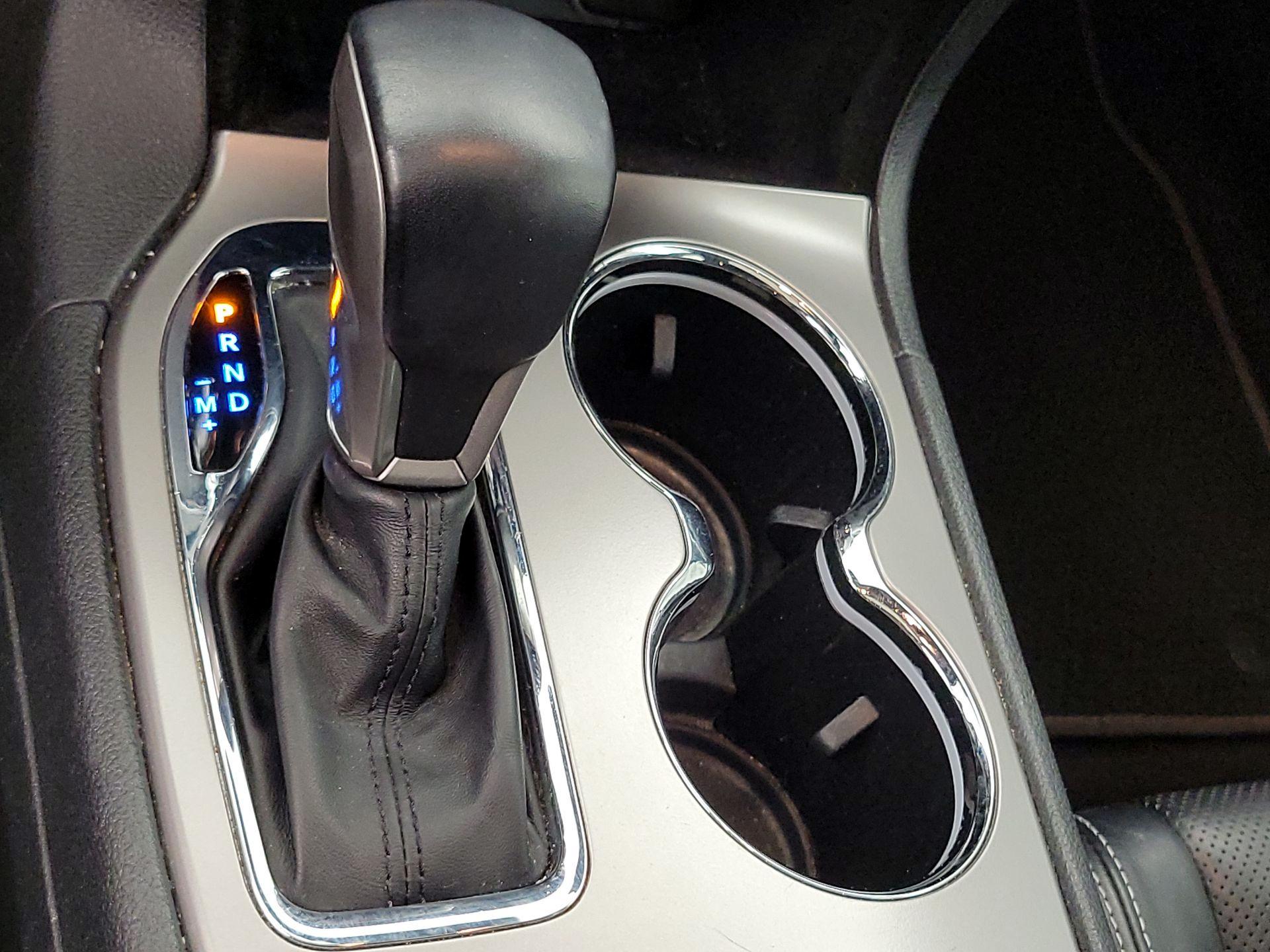 Thumbnail: 2021 Jeep Grand Cherokee - 18