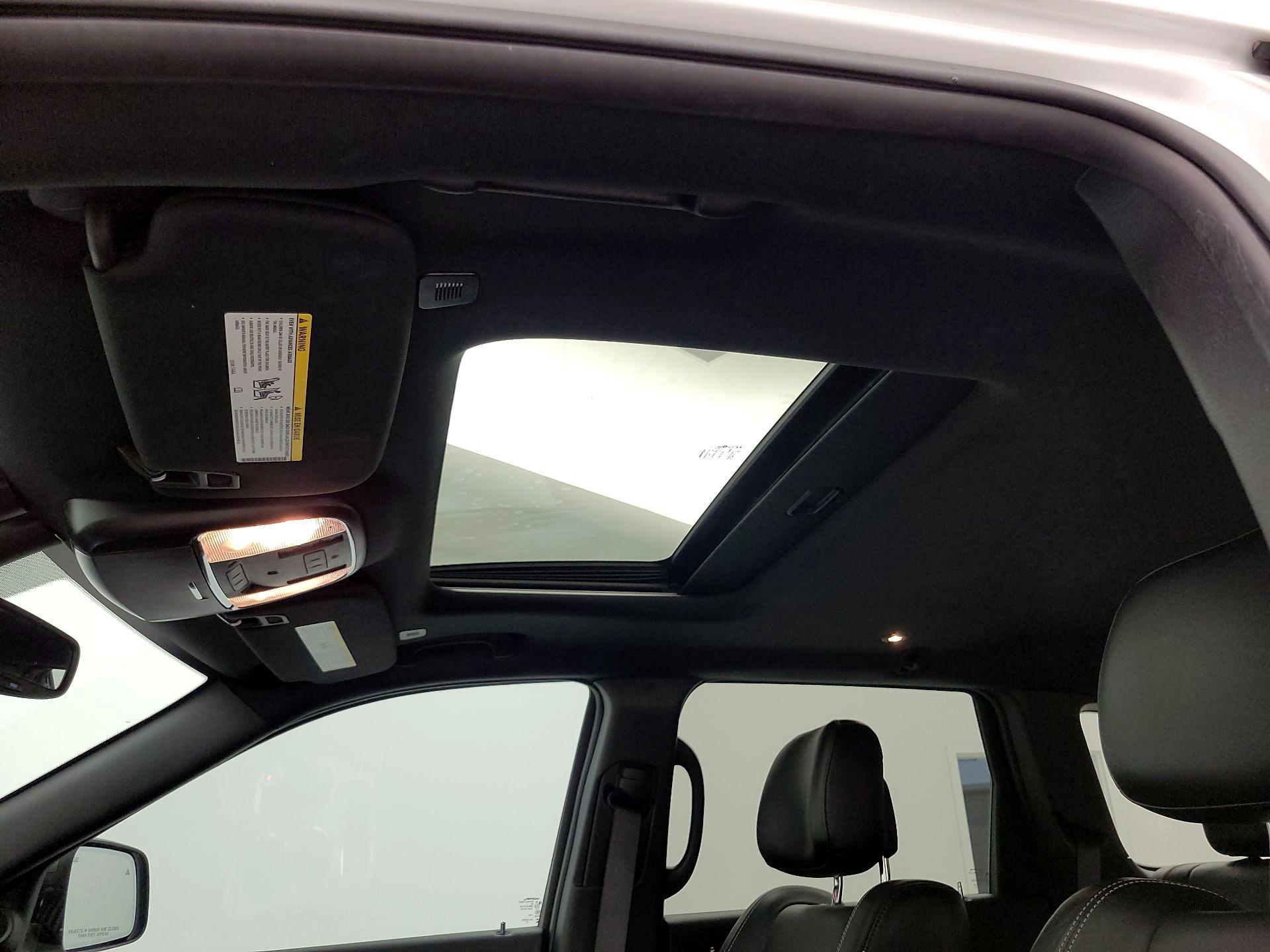 Thumbnail: 2021 Jeep Grand Cherokee - 20