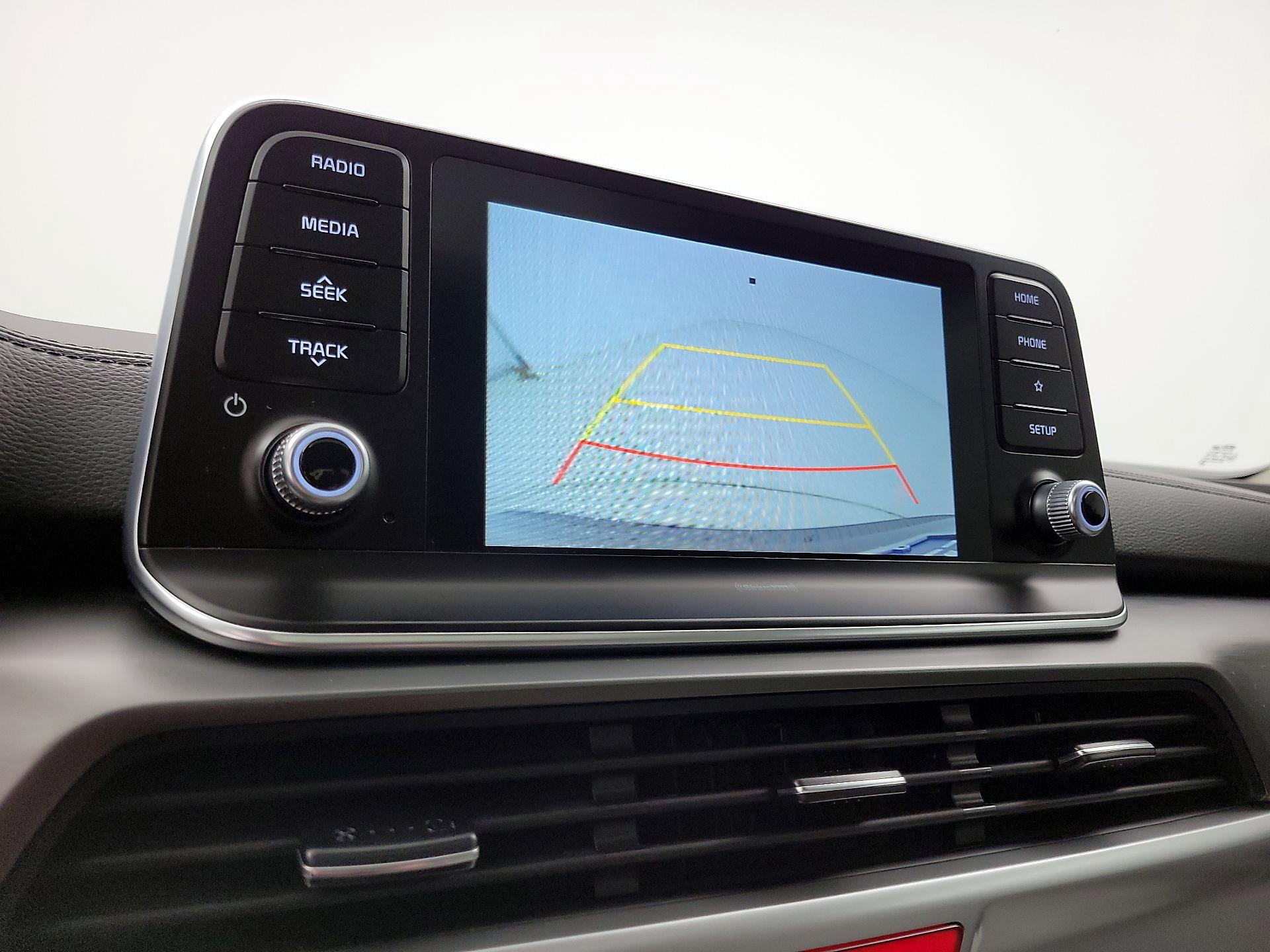 Thumbnail: 2020 Kia Telluride - 14