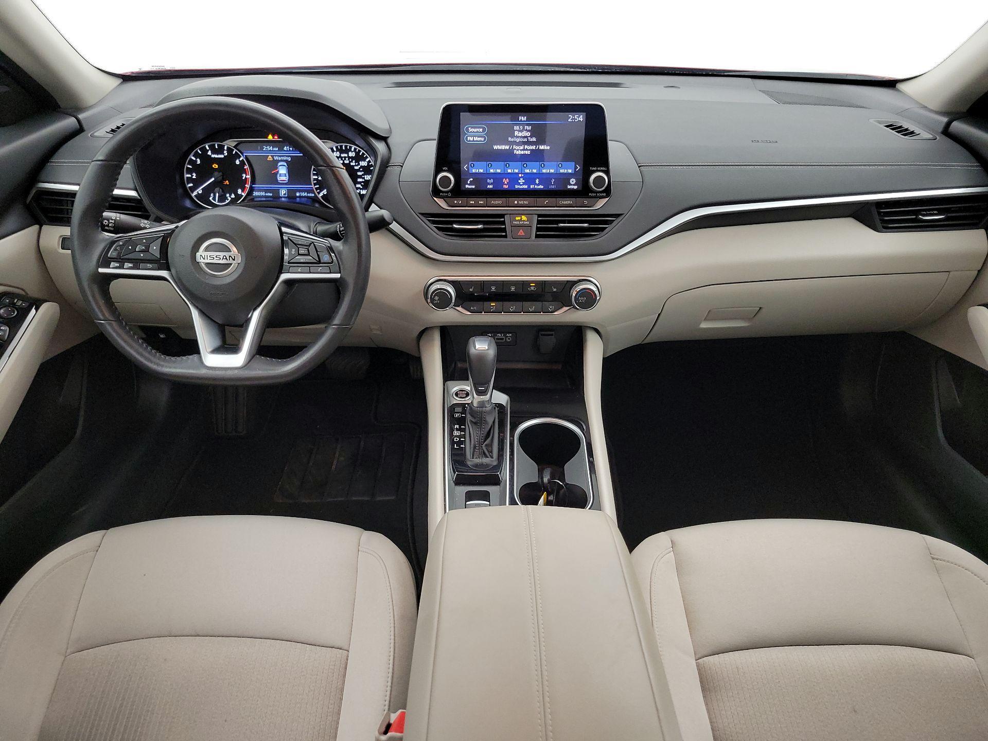 Thumbnail: 2022 Nissan Altima - 9