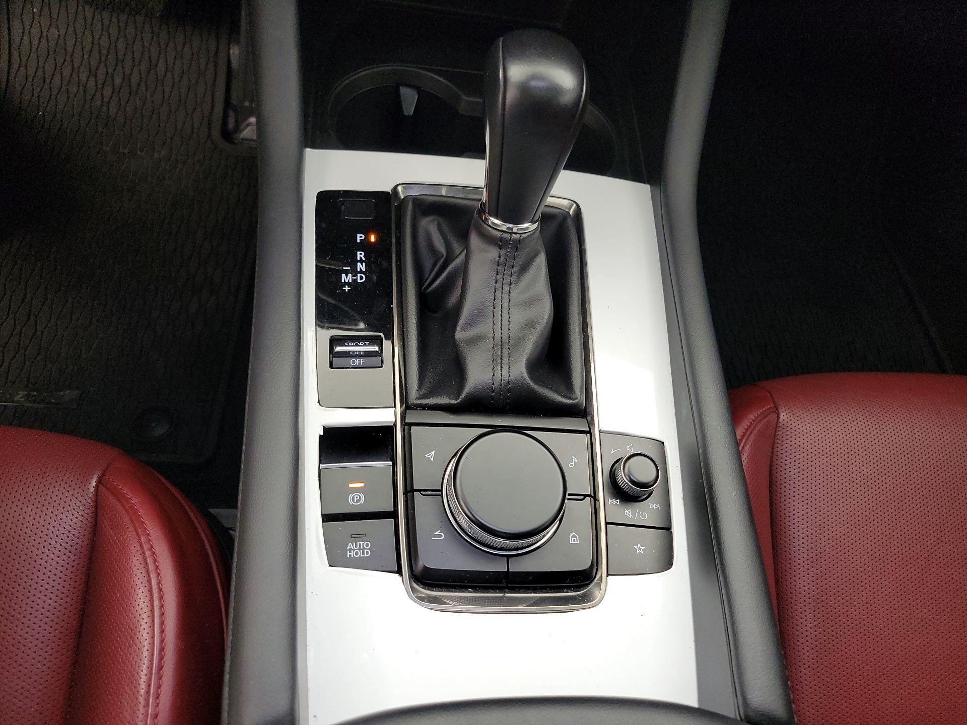 Thumbnail: 2022 Mazda Mazda3 - 18