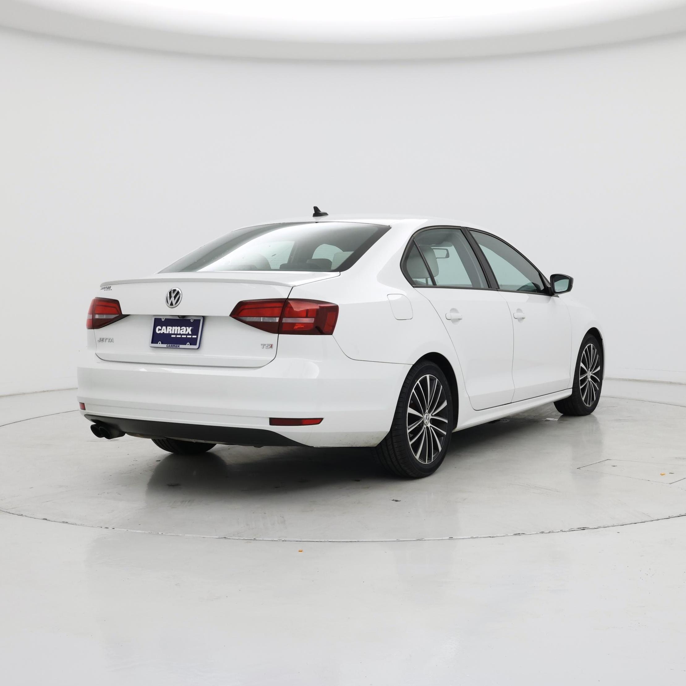 Thumbnail: 2016 Volkswagen Jetta - 8