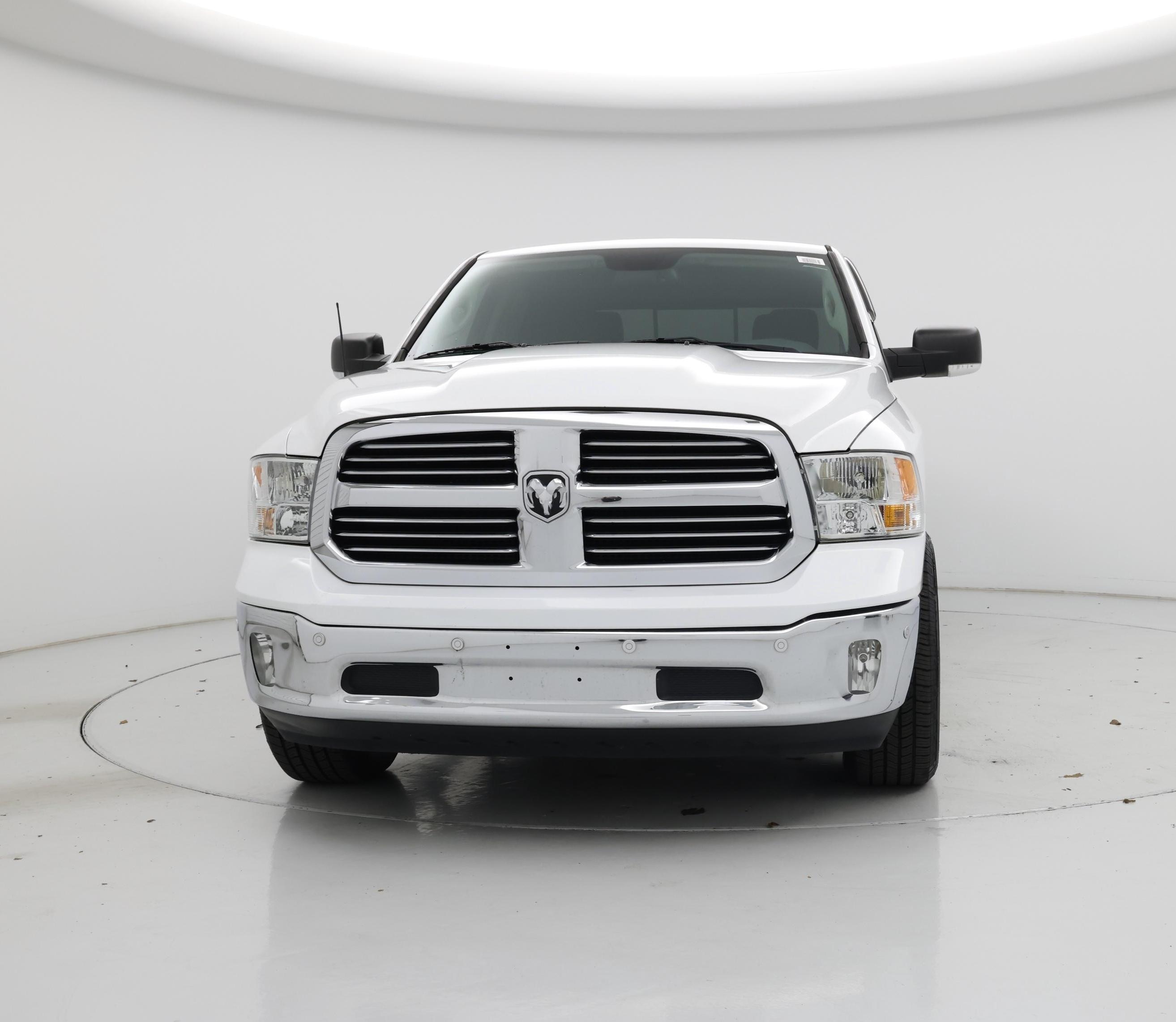 Thumbnail: 2019 RAM 1500 Classic - 5