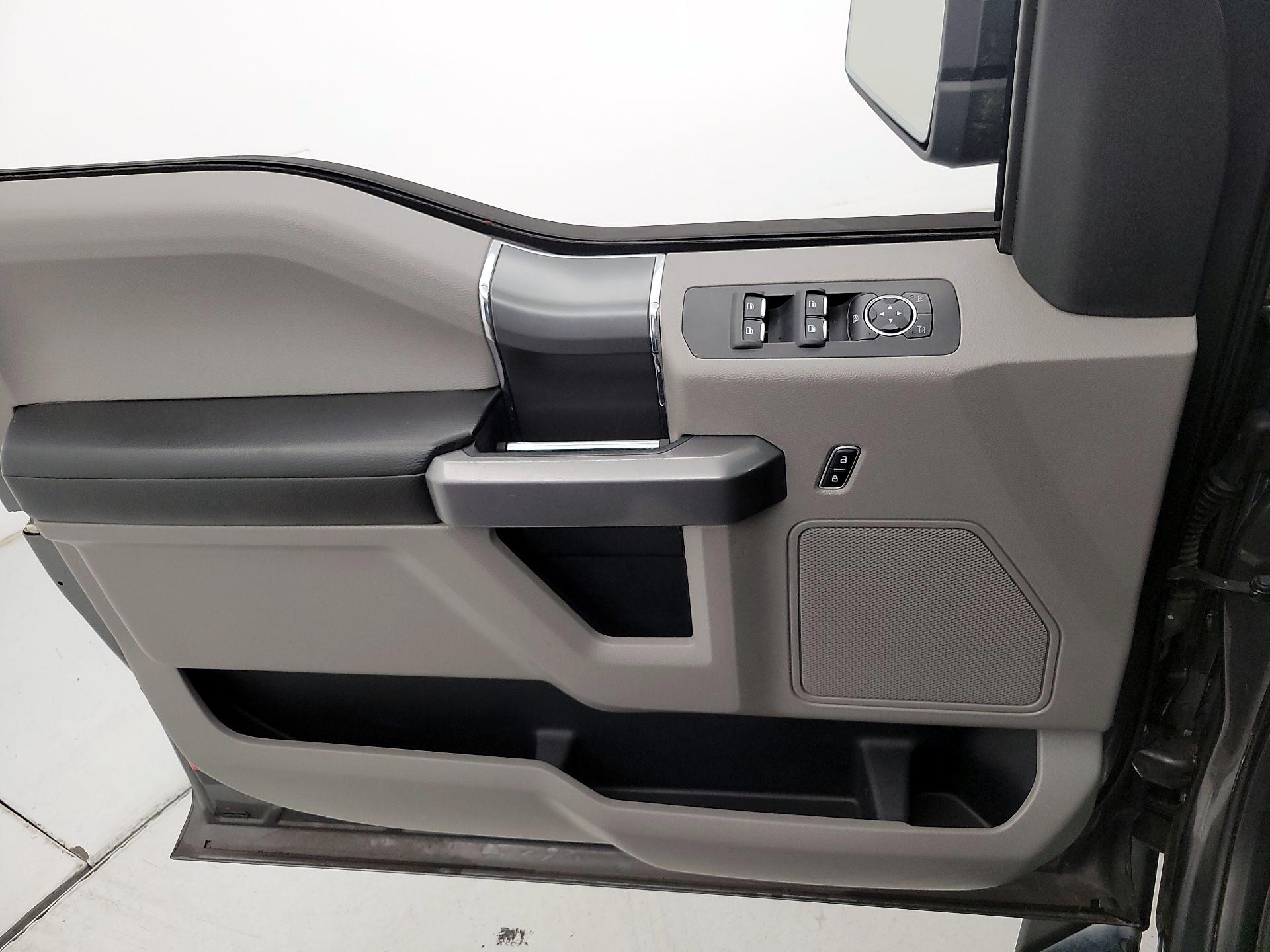 Thumbnail: 2015 Ford F-150 - 12