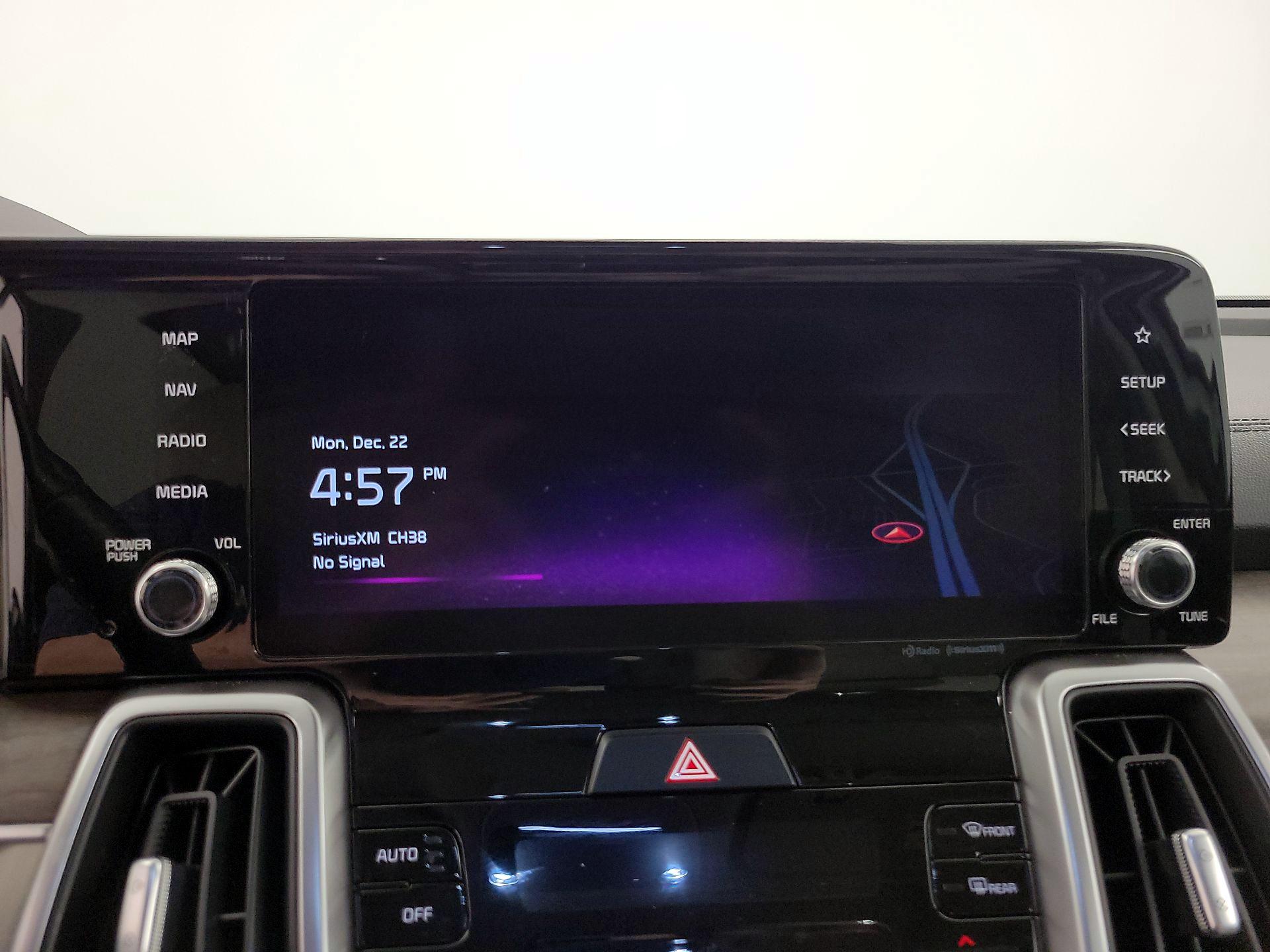 Thumbnail: 2022 Kia Sorento - 16