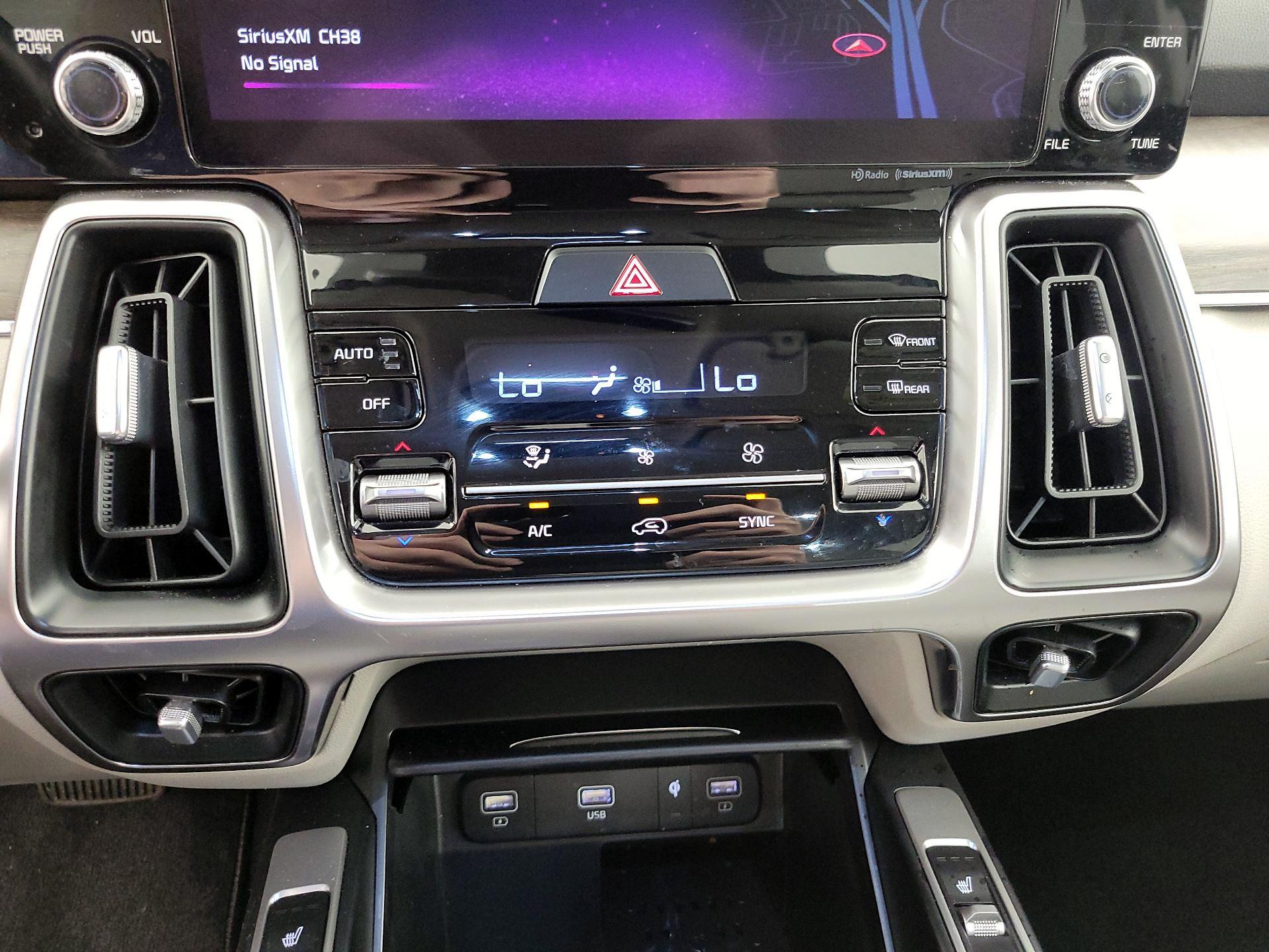 Thumbnail: 2022 Kia Sorento - 17