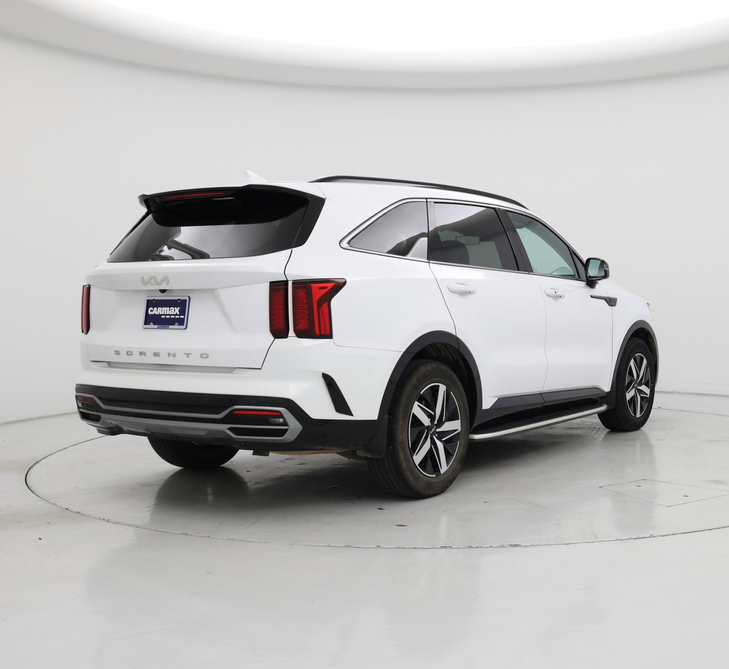 Thumbnail: 2022 Kia Sorento - 8