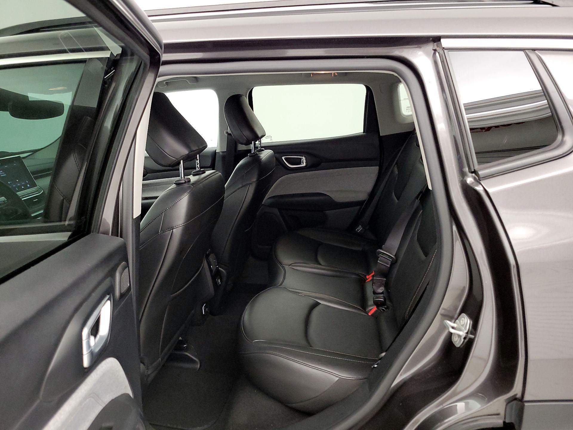 Thumbnail: 2022 Jeep Compass - 20