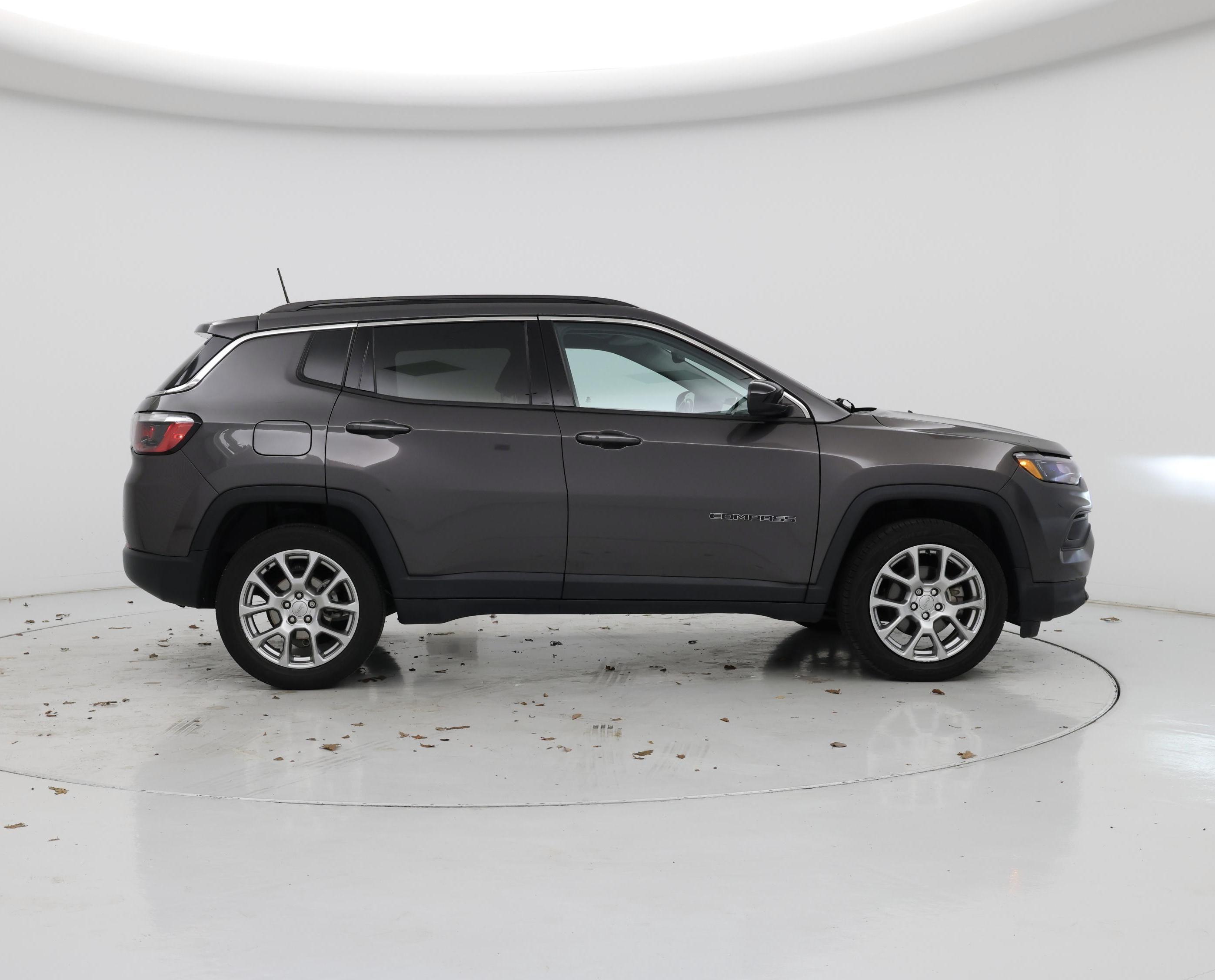 Thumbnail: 2022 Jeep Compass - 7