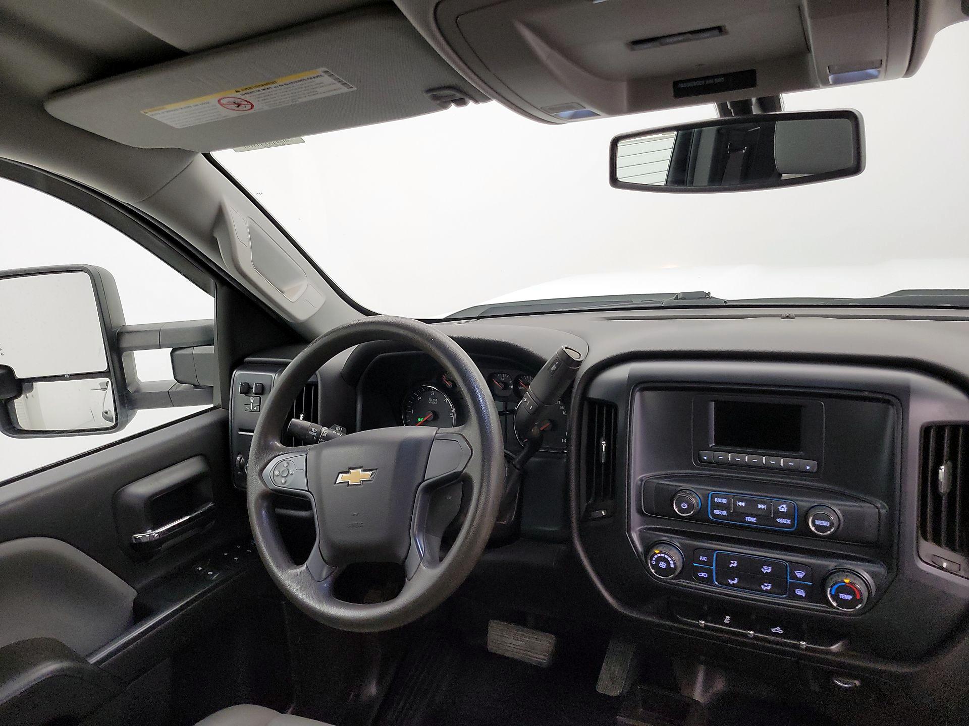 Thumbnail: 2017 Chevrolet Silverado 2500 - 9