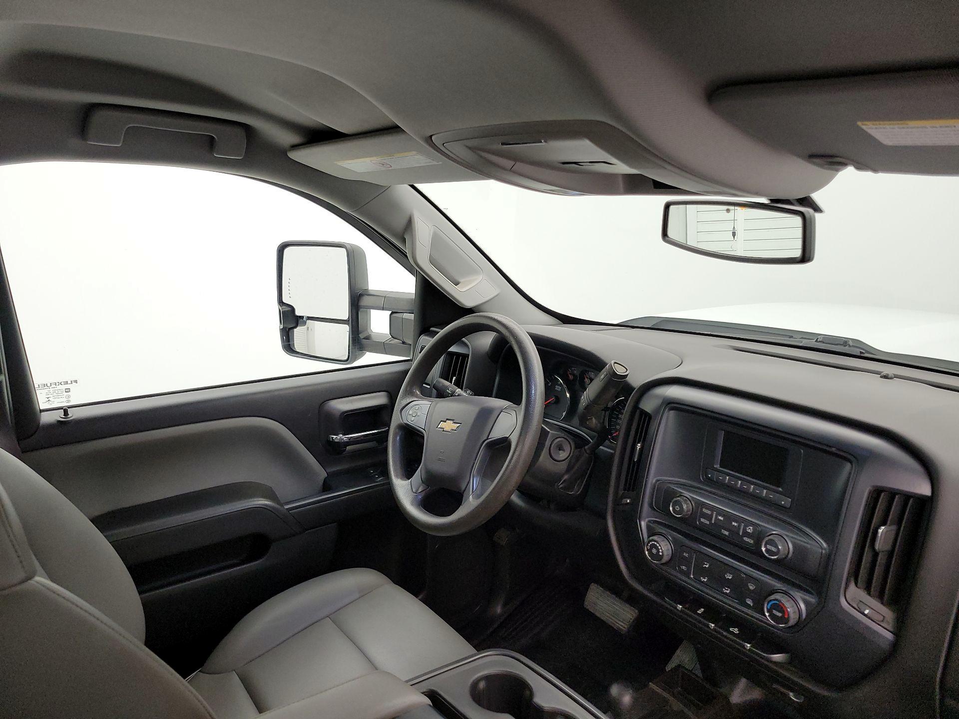 Thumbnail: 2017 Chevrolet Silverado 2500 - 10