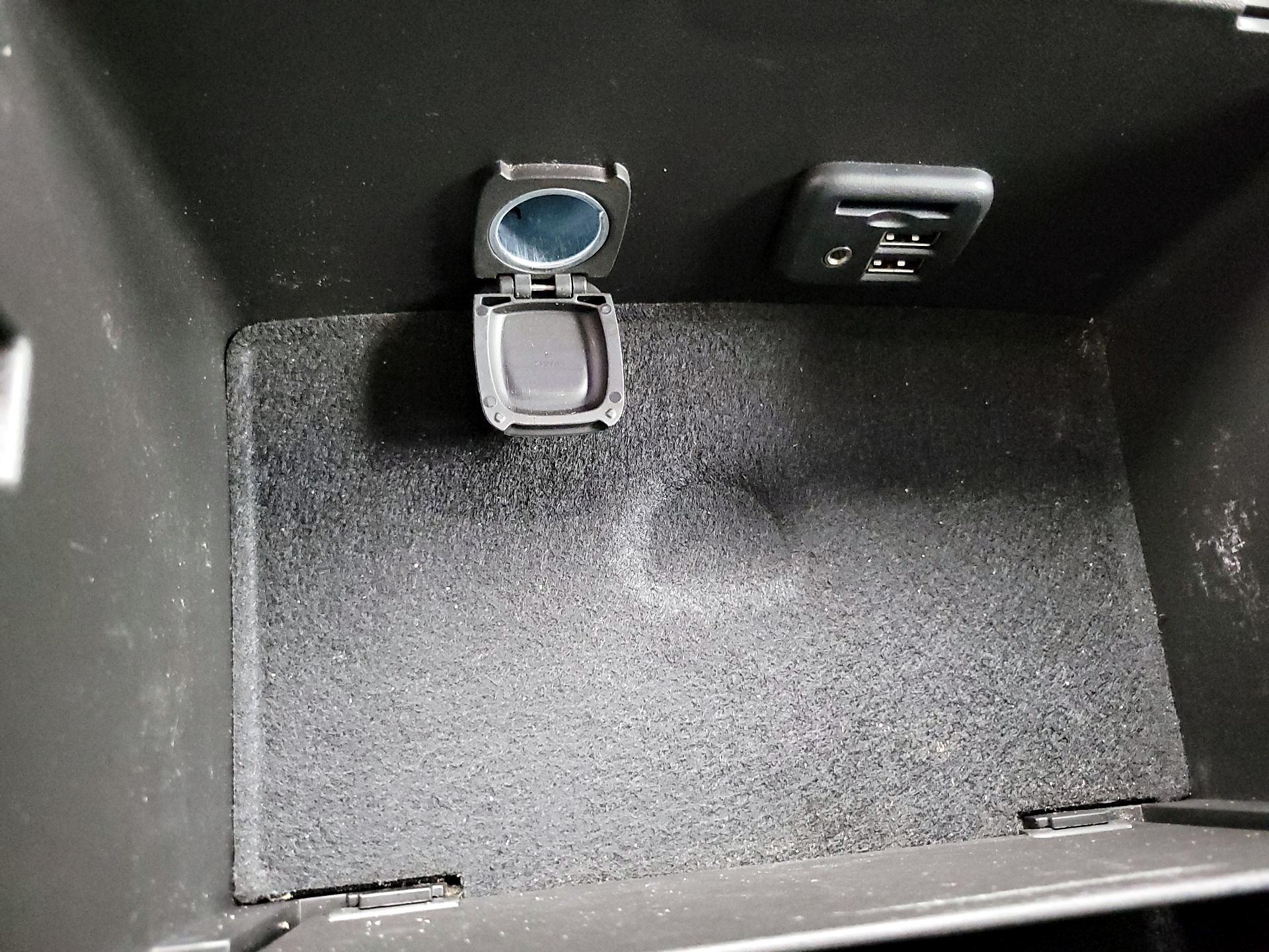 Thumbnail: 2017 Chevrolet Silverado 2500 - 18