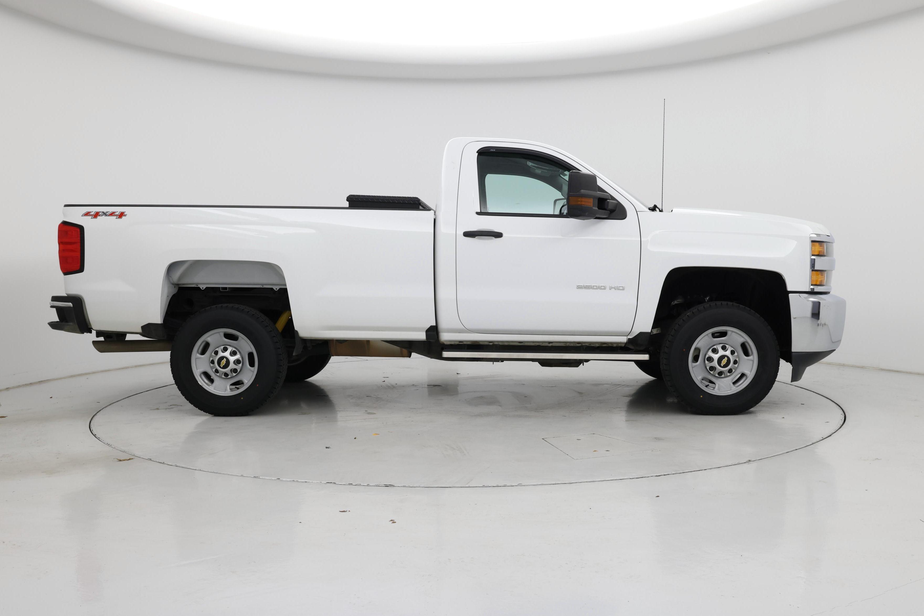 Thumbnail: 2017 Chevrolet Silverado 2500 - 7